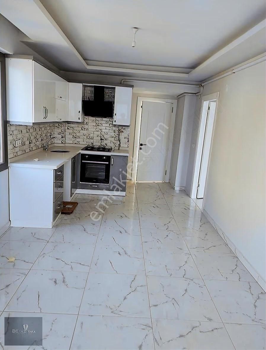 Beyazyaka'dan Fatih Mahallesinde 1+1 Kiralık Daire
