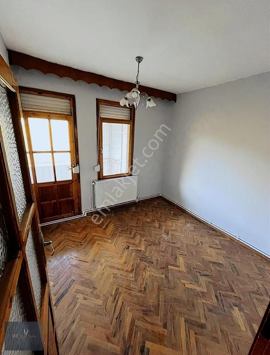 Beyazyaka'dan Kurtuluş Mahallesinde 3+1 Kiralık Daire - Görsel 2