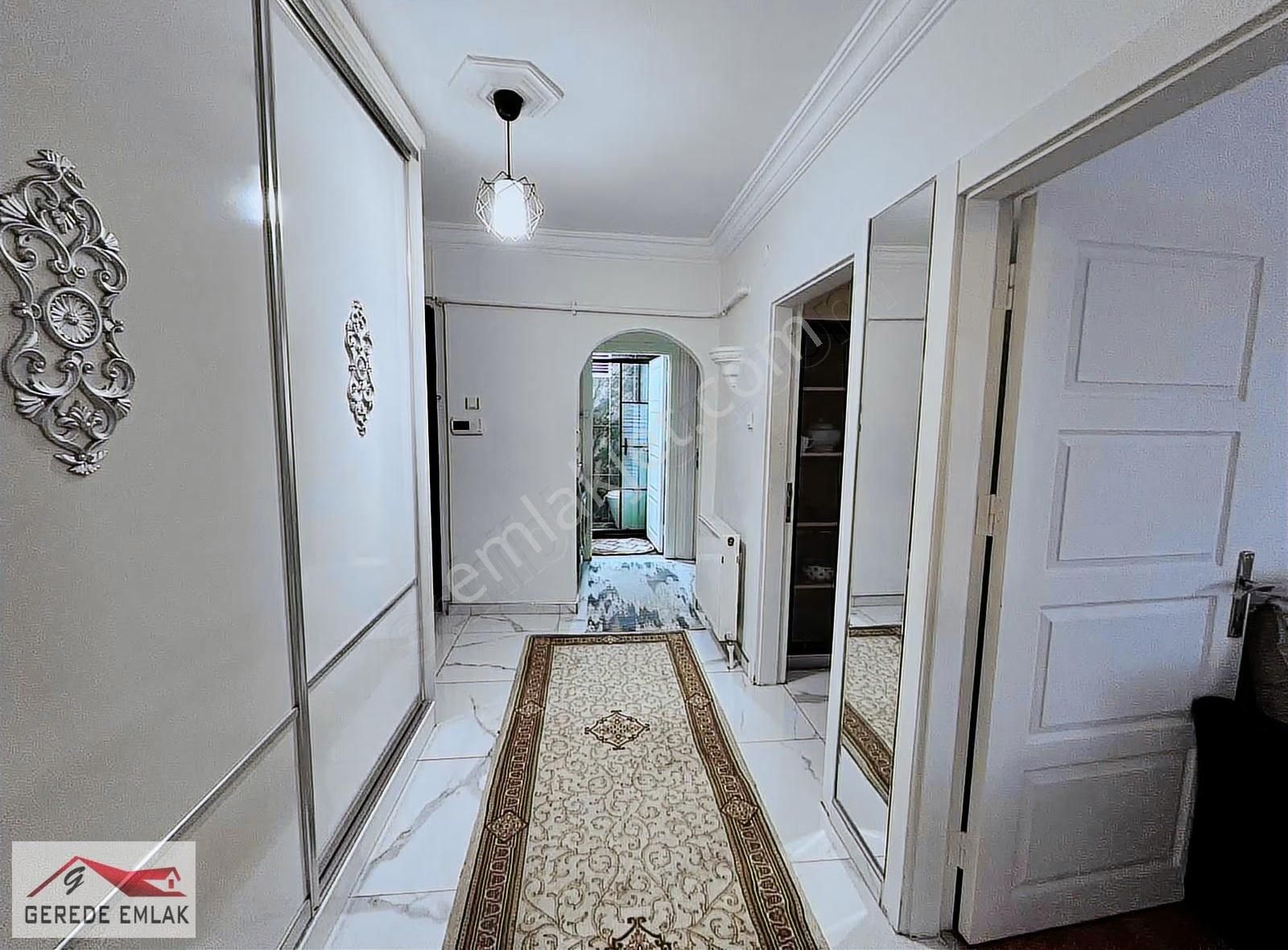 Ana Cadde Üzeri Katta Ful Yapılı Eşyalı Daire - Görsel 31
