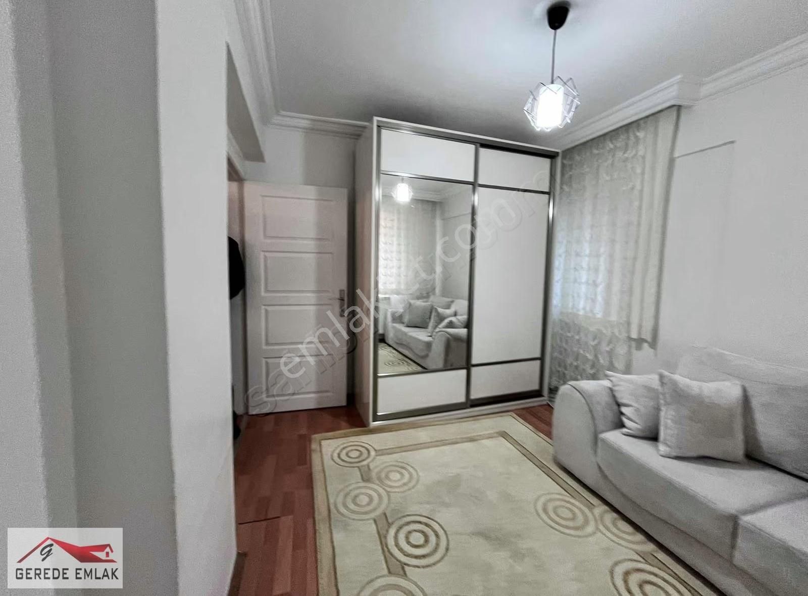 Ana Cadde Üzeri Katta Ful Yapılı Eşyalı Daire - Görsel 17