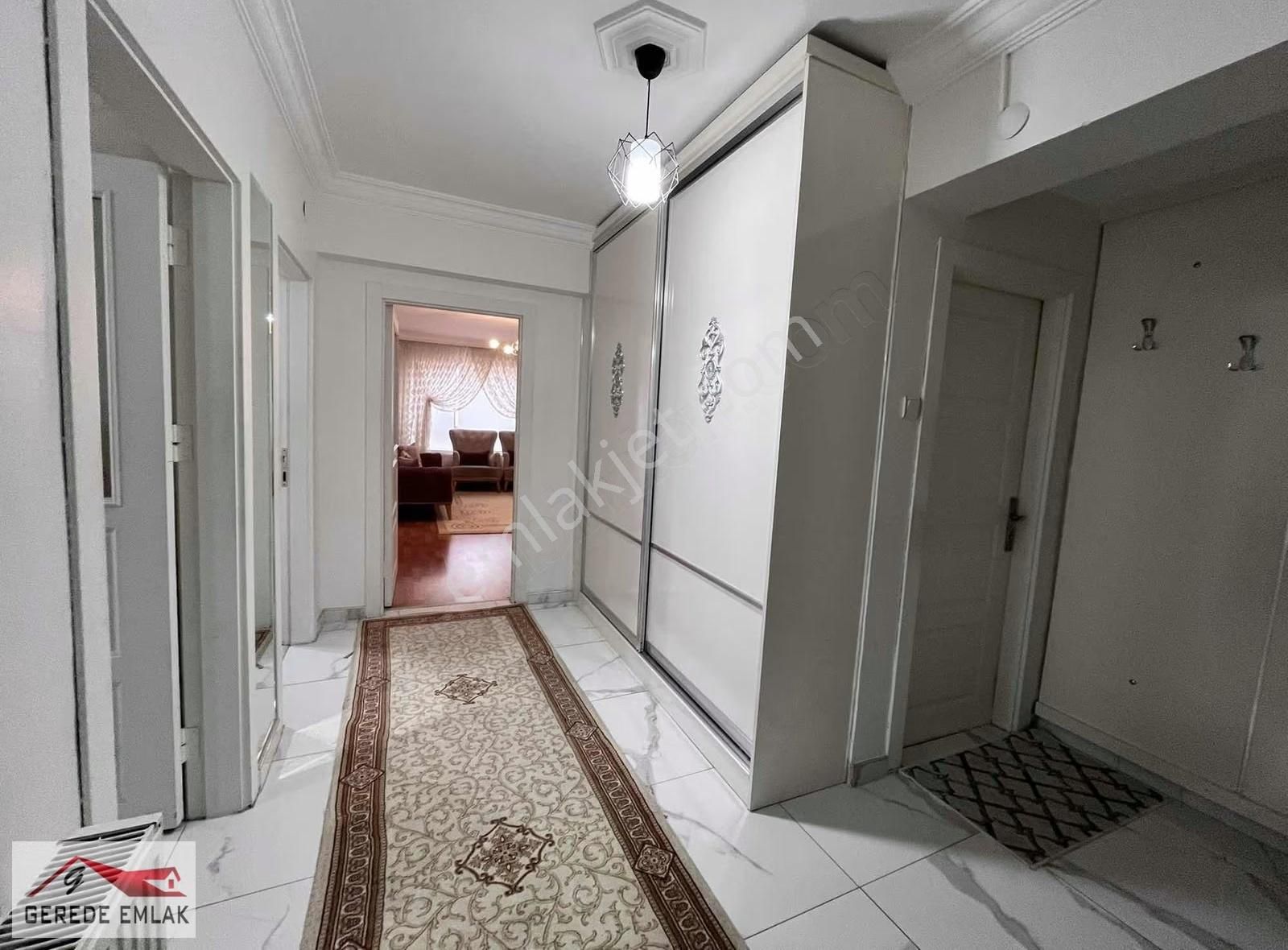 Ana Cadde Üzeri Katta Ful Yapılı Eşyalı Daire - Görsel 16