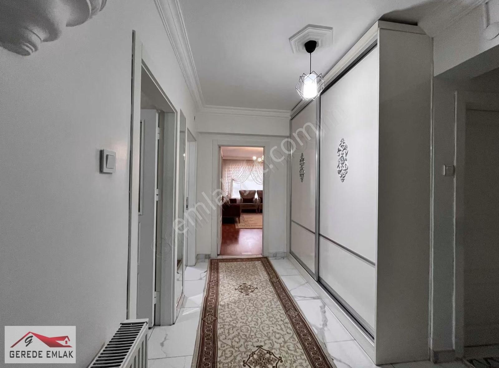 Ana Cadde Üzeri Katta Ful Yapılı Eşyalı Daire - Görsel 26