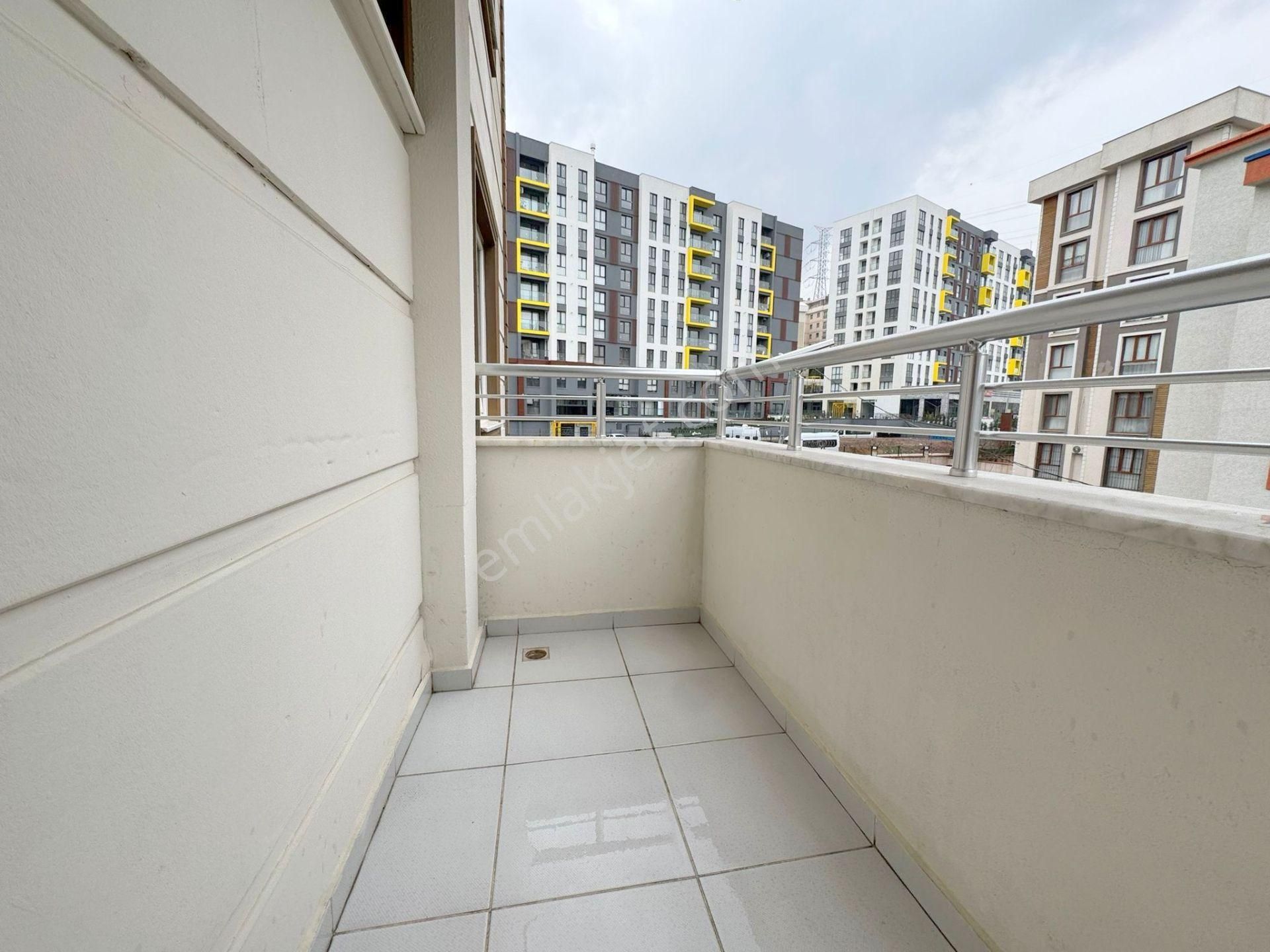 Mertcan'dan Metroya 9dk Ara Kat Balkonlu 2+1 Daire - Görsel 6