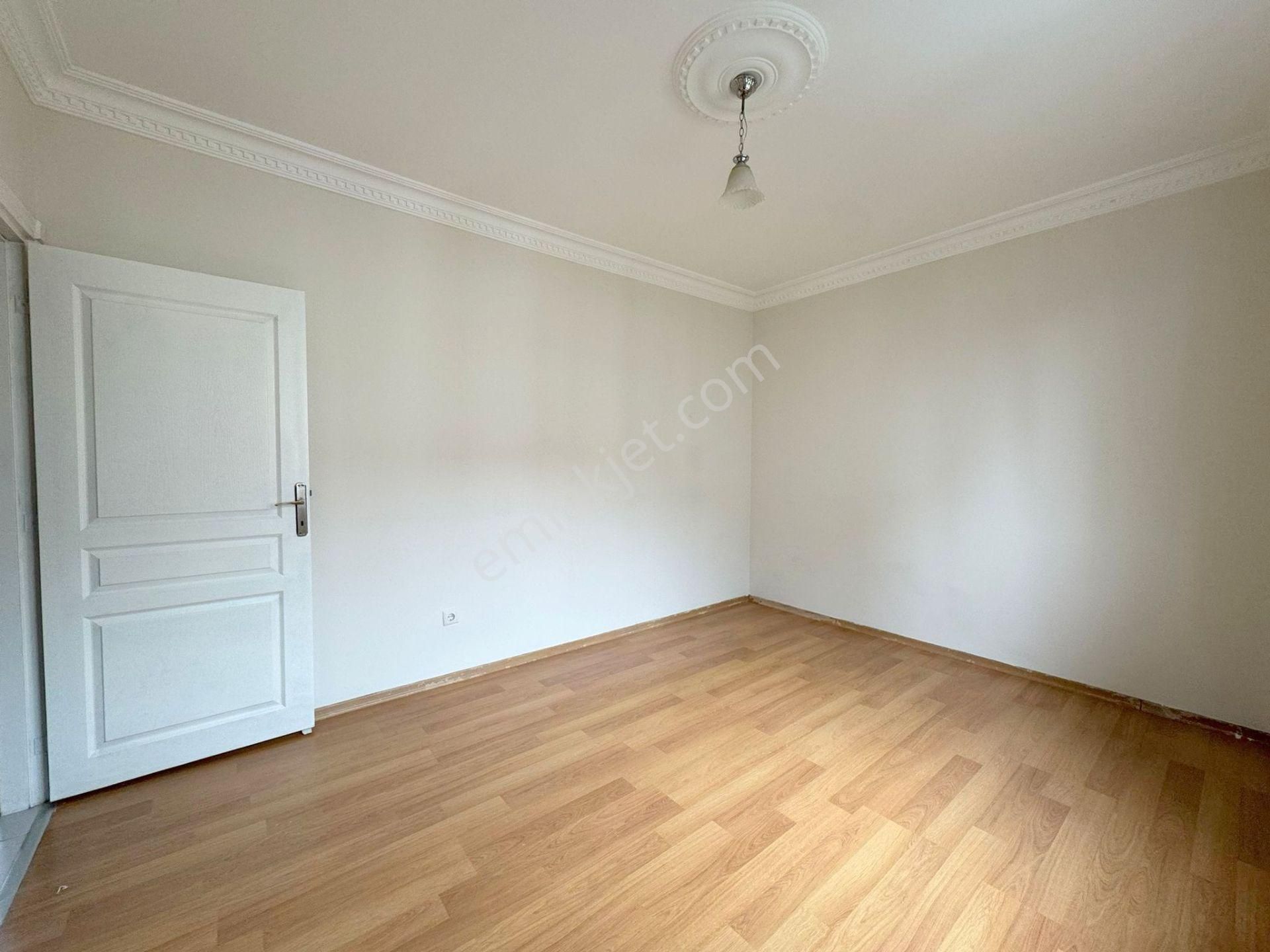 Mertcan'dan Metroya 9dk Ara Kat Balkonlu 2+1 Daire - Görsel 11