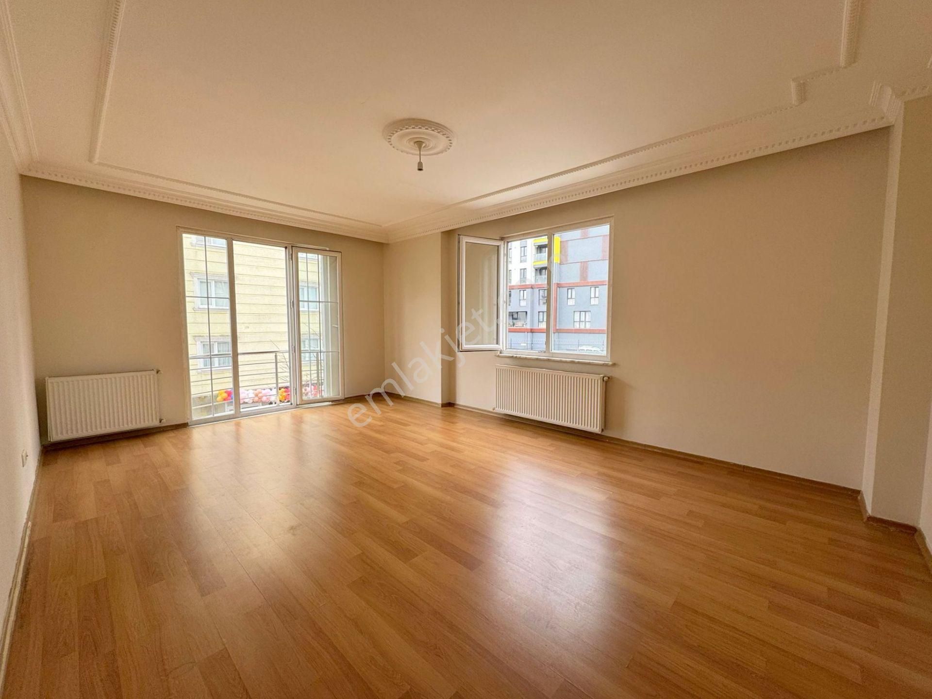 Mertcan'dan Metroya 9dk Ara Kat Balkonlu 2+1 Daire