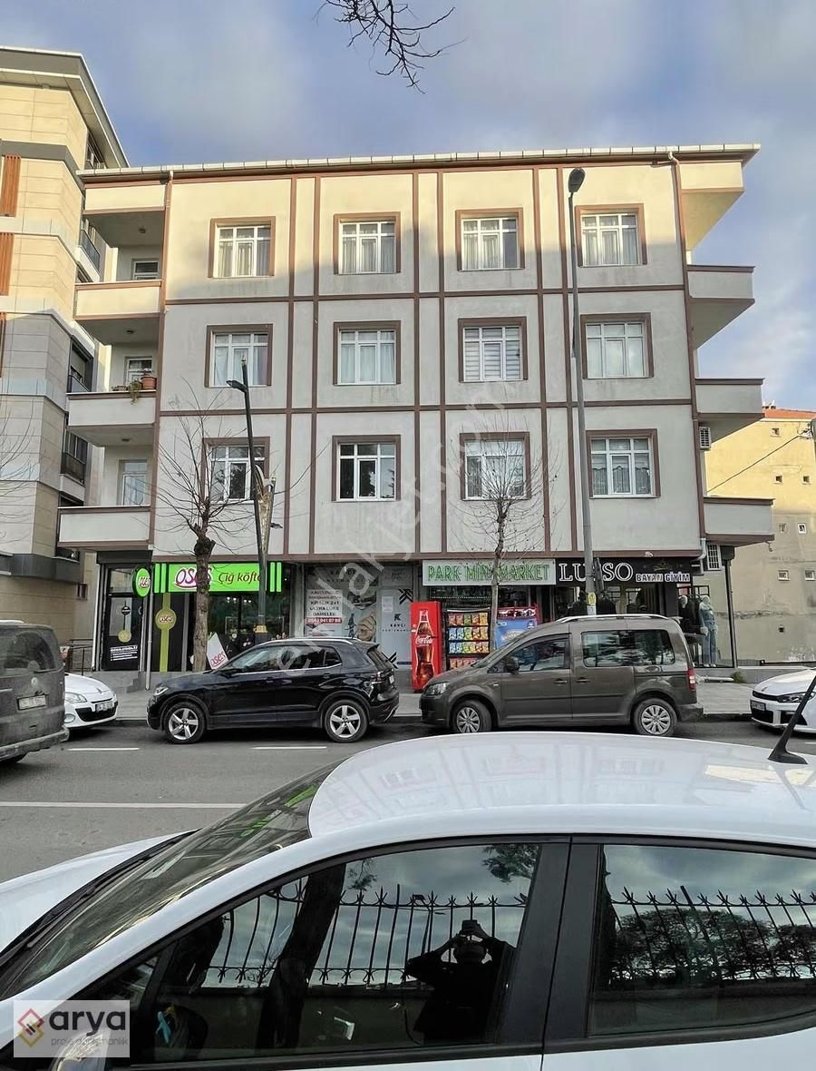 Pendik Çamçeşme'de Cadde Üzeri Kiralık 2+1 Daire - Görsel 25