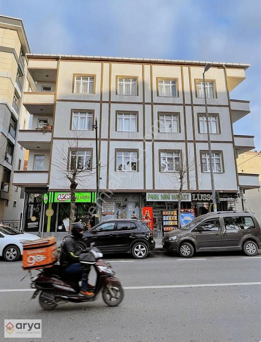 Pendik Çamçeşme'de Cadde Üzeri Kiralık 2+1 Daire - Görsel 35