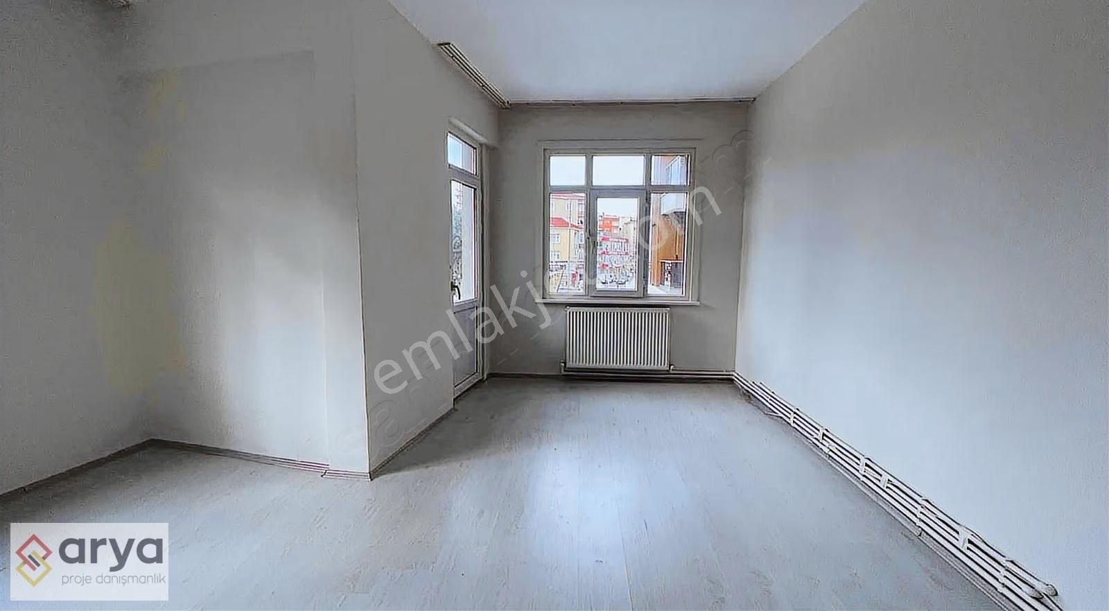 Pendik Çamçeşme'de Cadde Üzeri Kiralık 2+1 Daire - Görsel 9