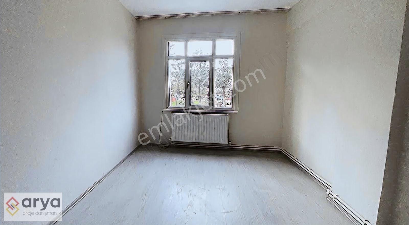 Pendik Çamçeşme'de Cadde Üzeri Kiralık 2+1 Daire - Görsel 16