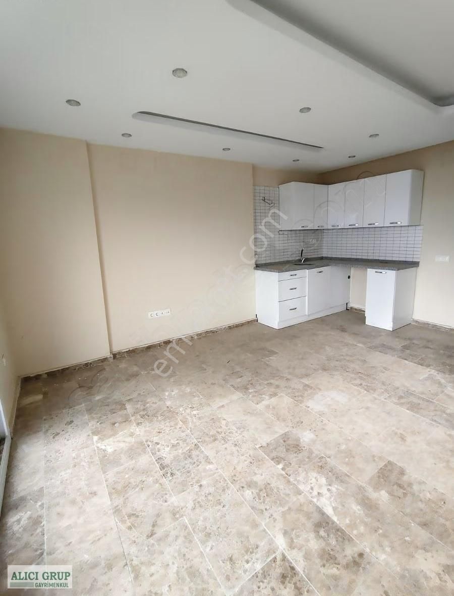 Gültepede Satılık 2+1 Daire - Görsel 4