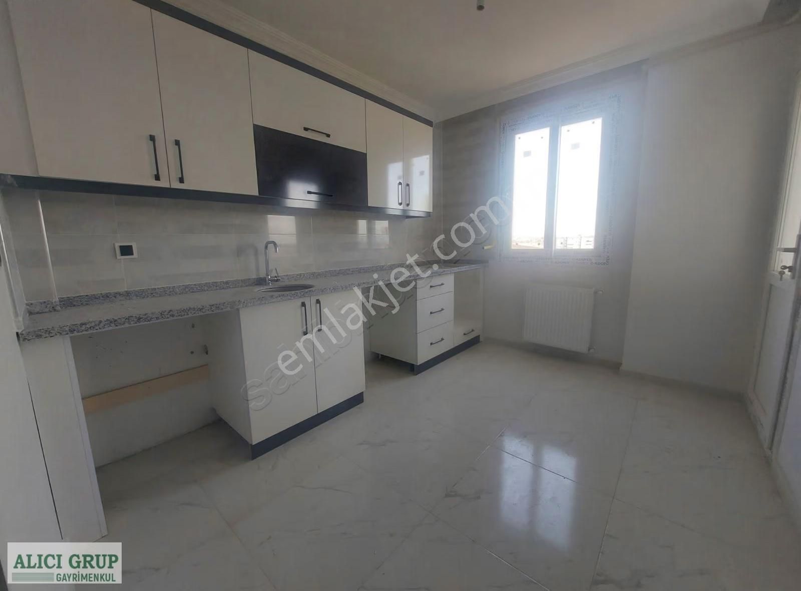 Ahmet Zembilci Bulvarına 5 Dakika 3+1 Kapalı Mutfak Kombili. - Görsel 3