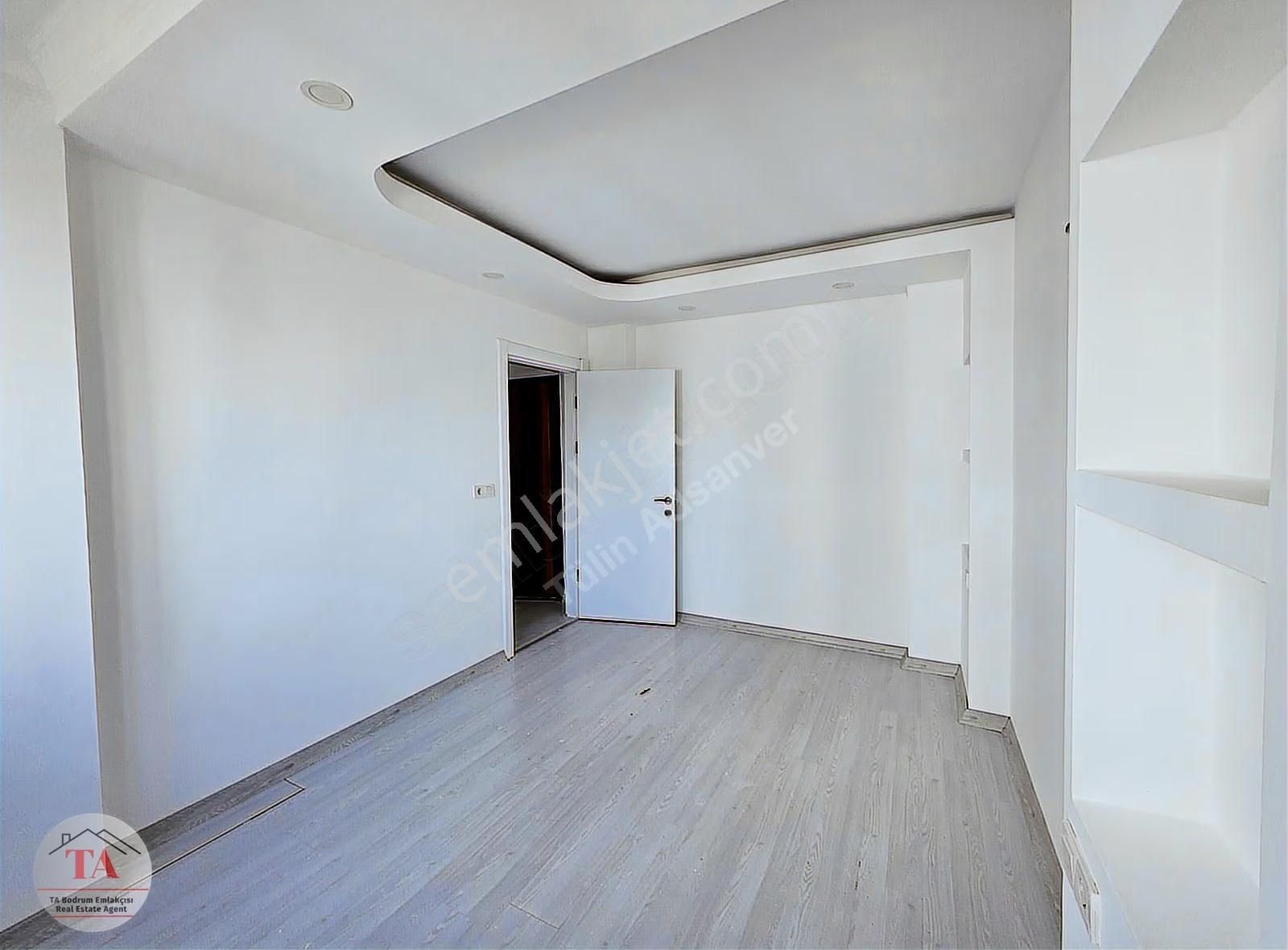 Bodrum Mumcularda Merkezi Konumda Satılık 2+1 Ferah Üst Kat Dair - Görsel 15