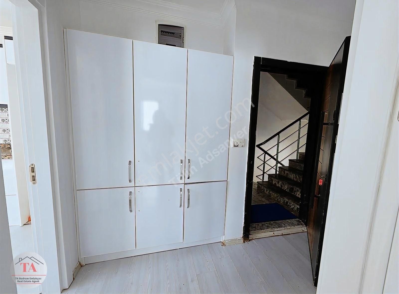 Bodrum Mumcularda Merkezi Konumda Satılık 2+1 Ferah Üst Kat Dair - Görsel 10