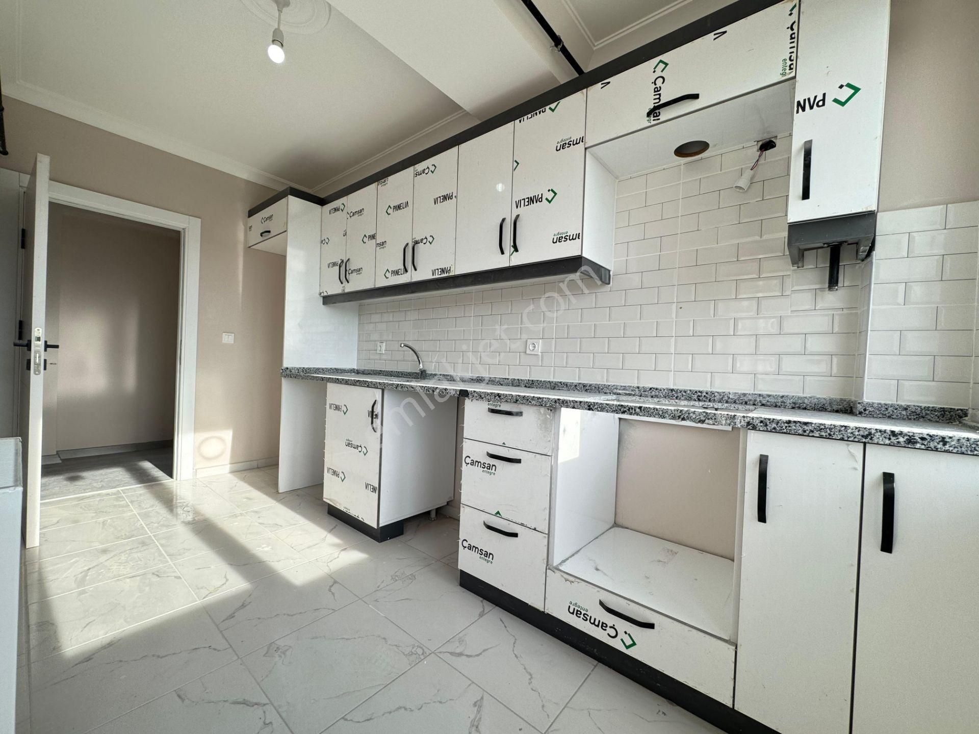 Güven'den Okullar Bölgesinde Ara Kat K.otopark İskanlı Daire - Görsel 11