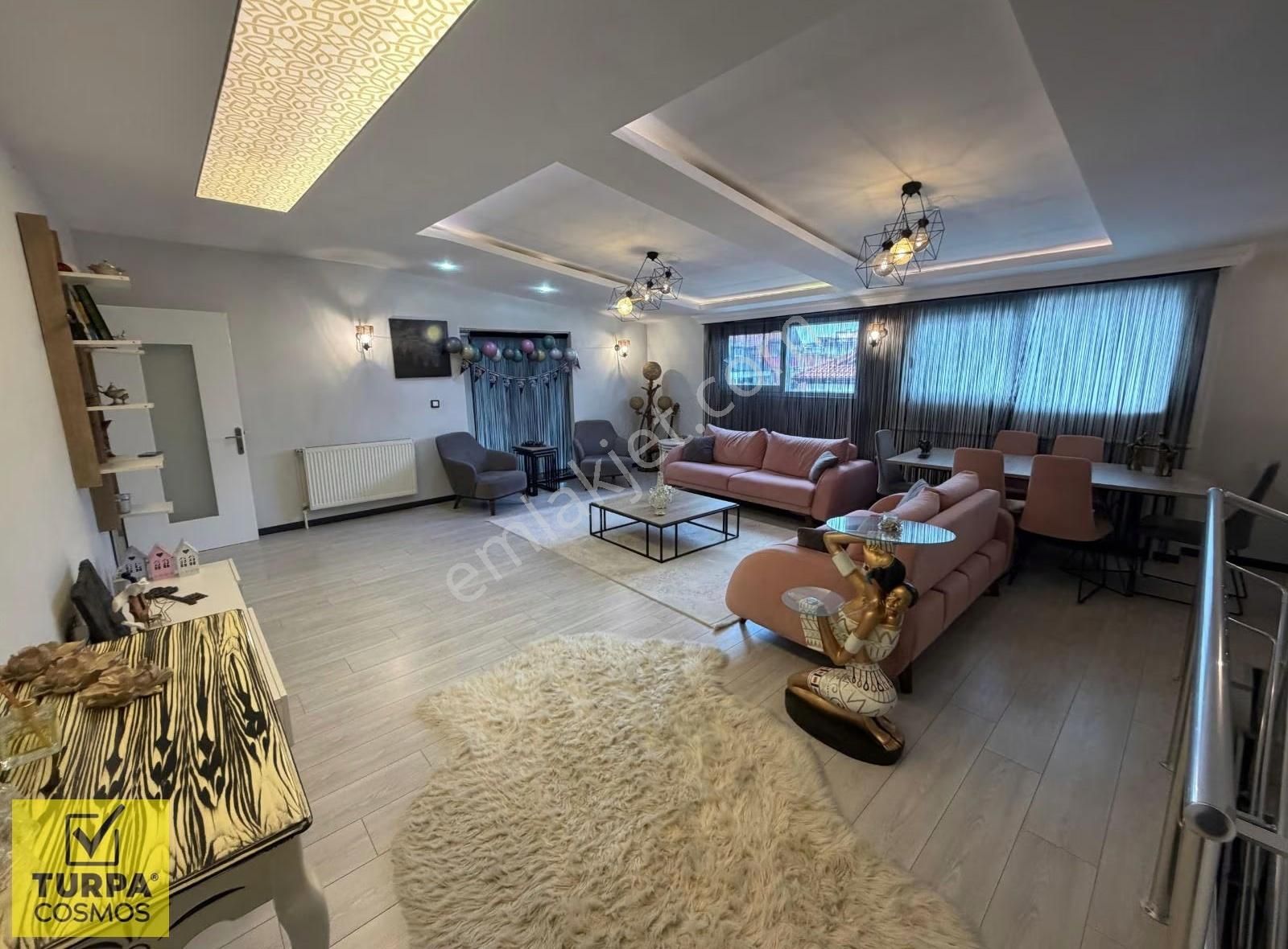 Akkonak Mahallesinde Şehir Manzaralı Lüks Satılık Daire - Görsel 16