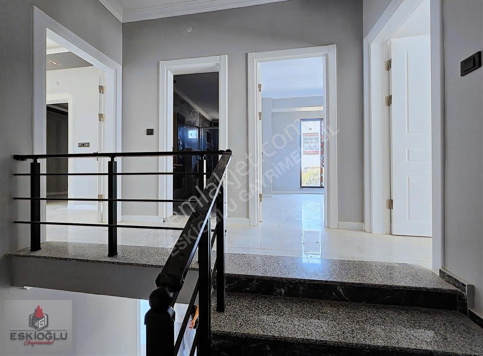 Çarşı Merkezde Stadyum Ve Pazara Yakın 4+1 - Görsel 13