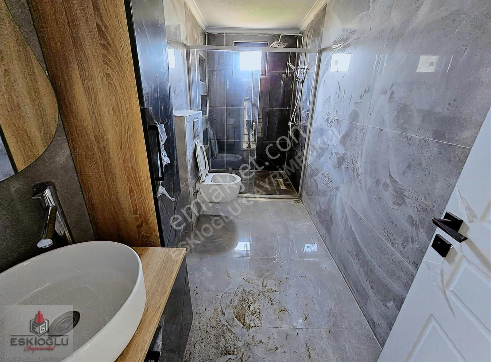 Çarşı Merkezde Stadyum Ve Pazara Yakın 4+1 - Görsel 9