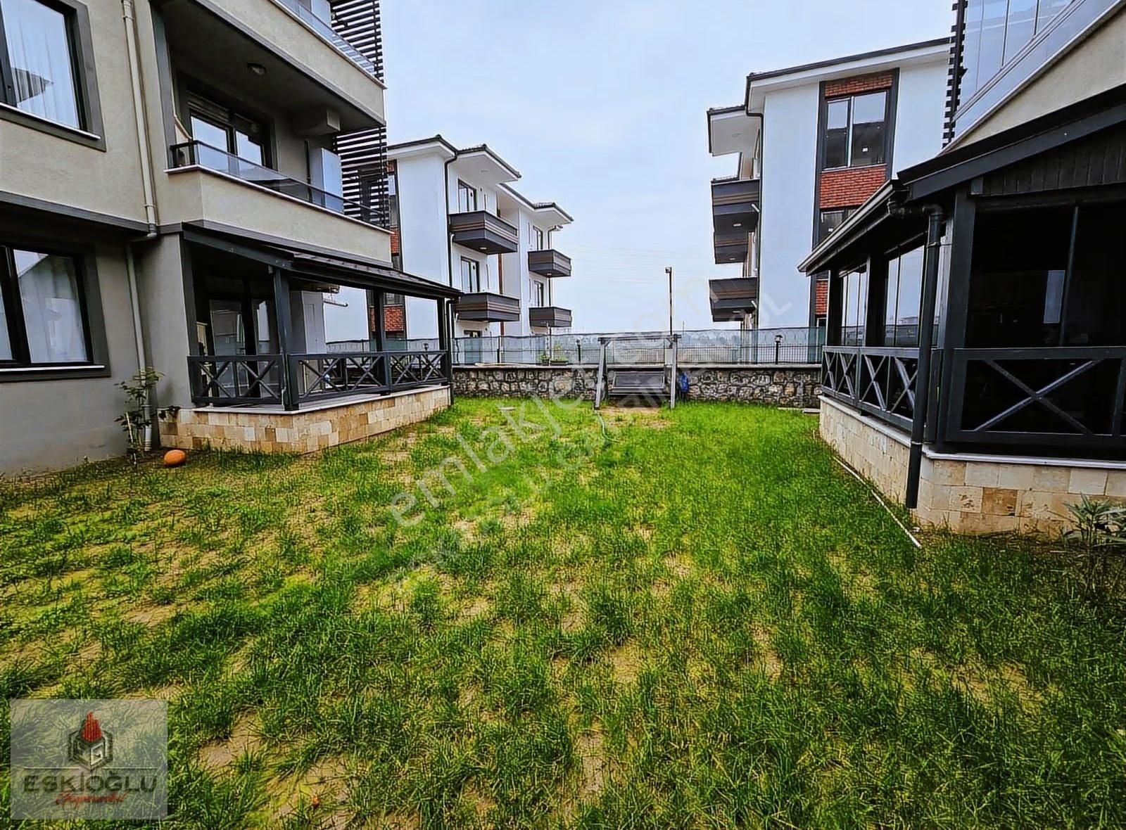 Eskioğlu'ndan Site İçinde Villa Tadında Balkonu Olan 2+1 Daire - Görsel 6