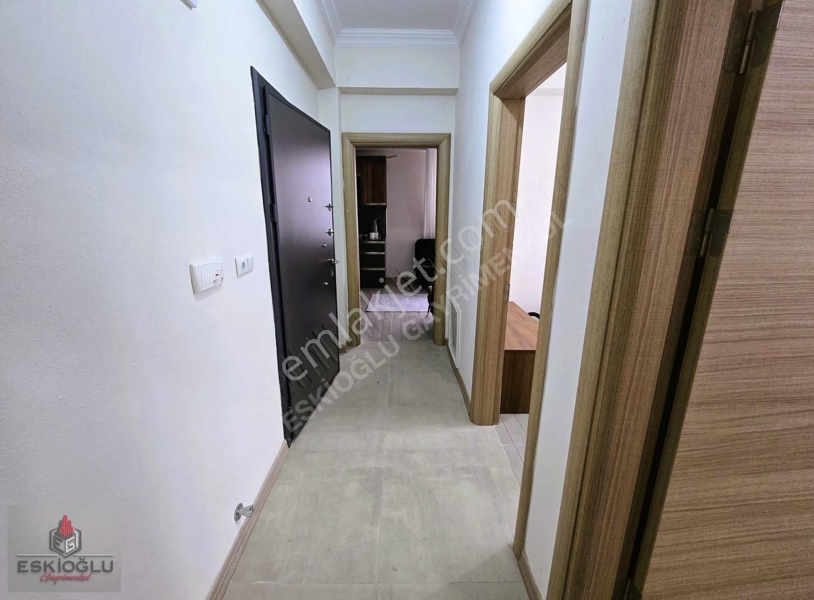 Eskioğlu'ndan Site İçinde Villa Tadında Balkonu Olan 2+1 Daire - Görsel 4