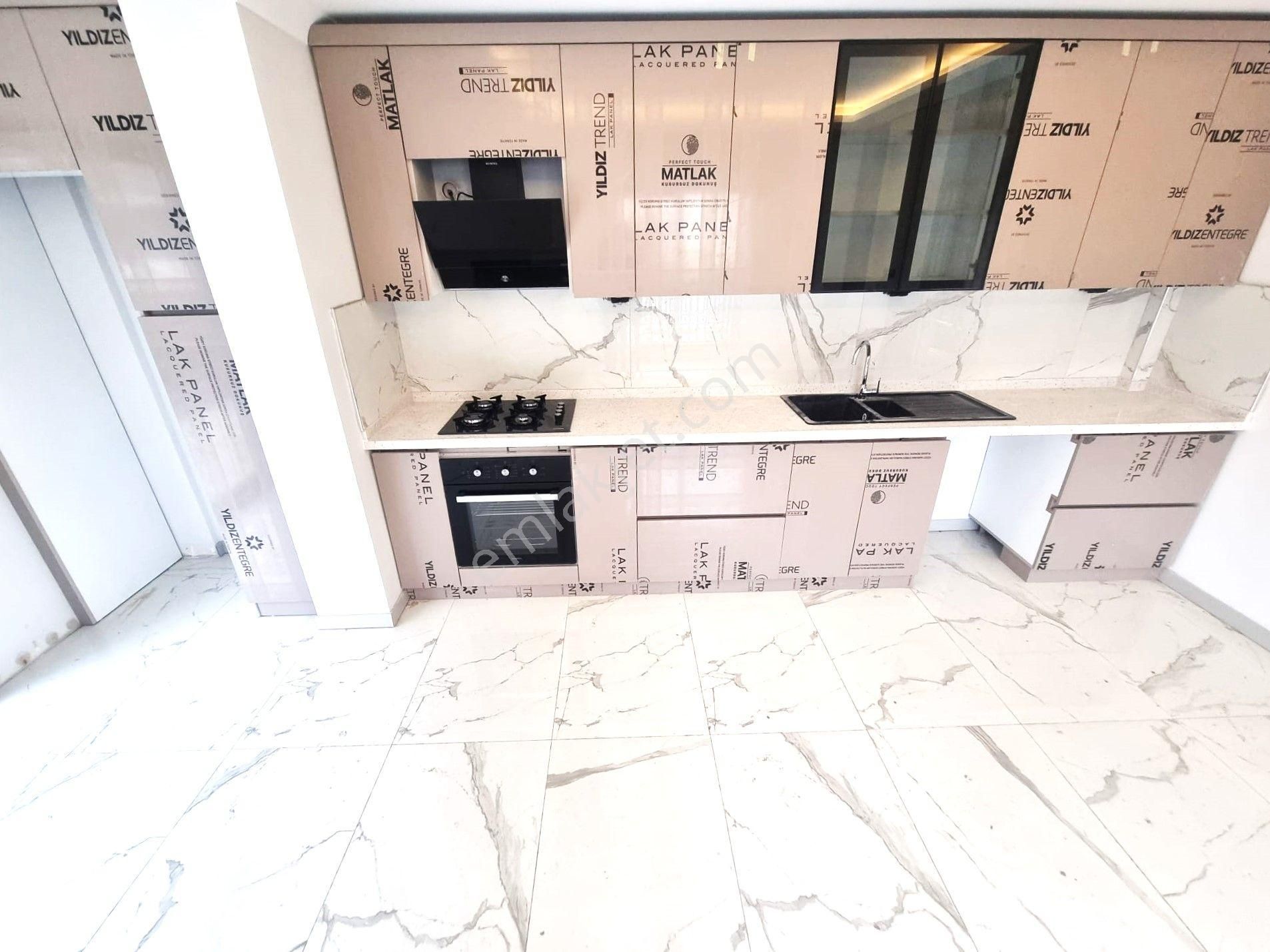 Aygül'den Akçay Güre Arası Sıfır Müstakil Tadında Bahçe Kullanımlı Yerden Isıtmalı 1+1 Satılık Daire - Görsel 2