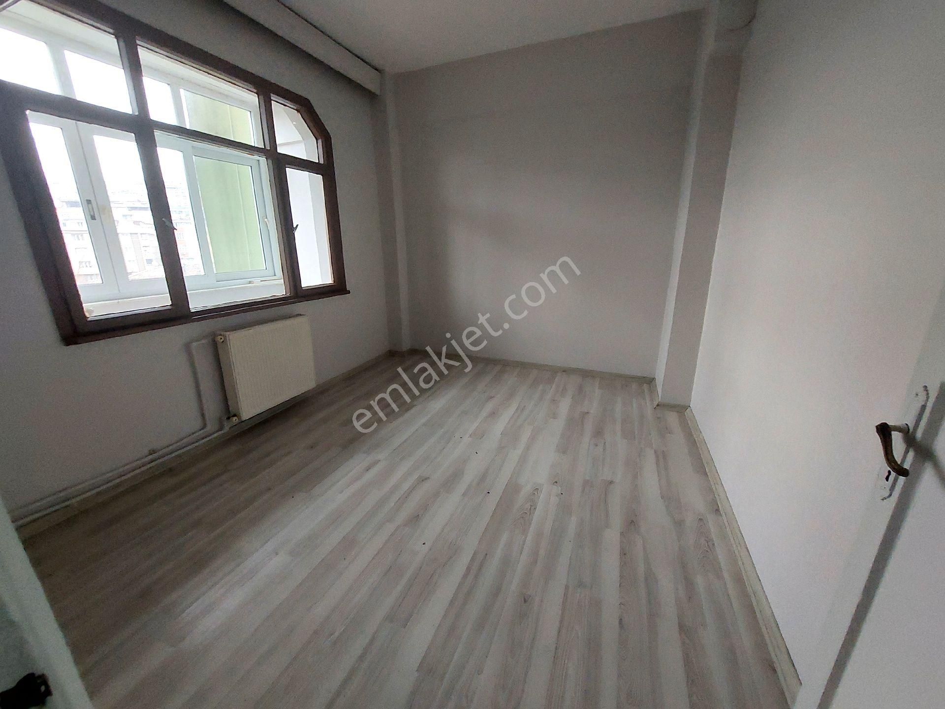 Gaziosmanpaşa Feyziçakmak Mah Kiralık Daıre 2.ci Kat 2+1 100m2 - Görsel 8
