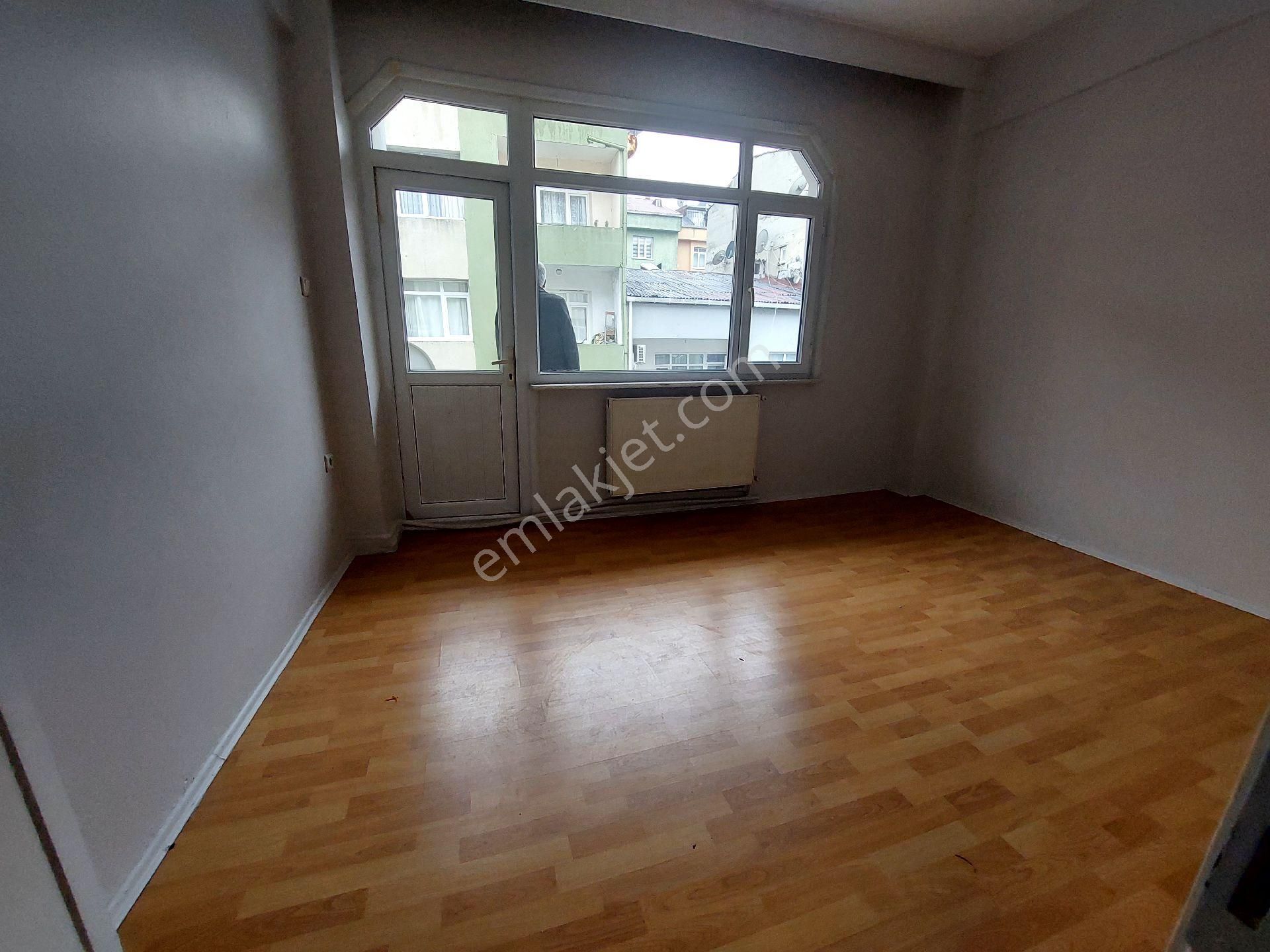 Gaziosmanpaşa Feyziçakmak Mah Kiralık Daıre 2.ci Kat 2+1 100m2 - Görsel 4