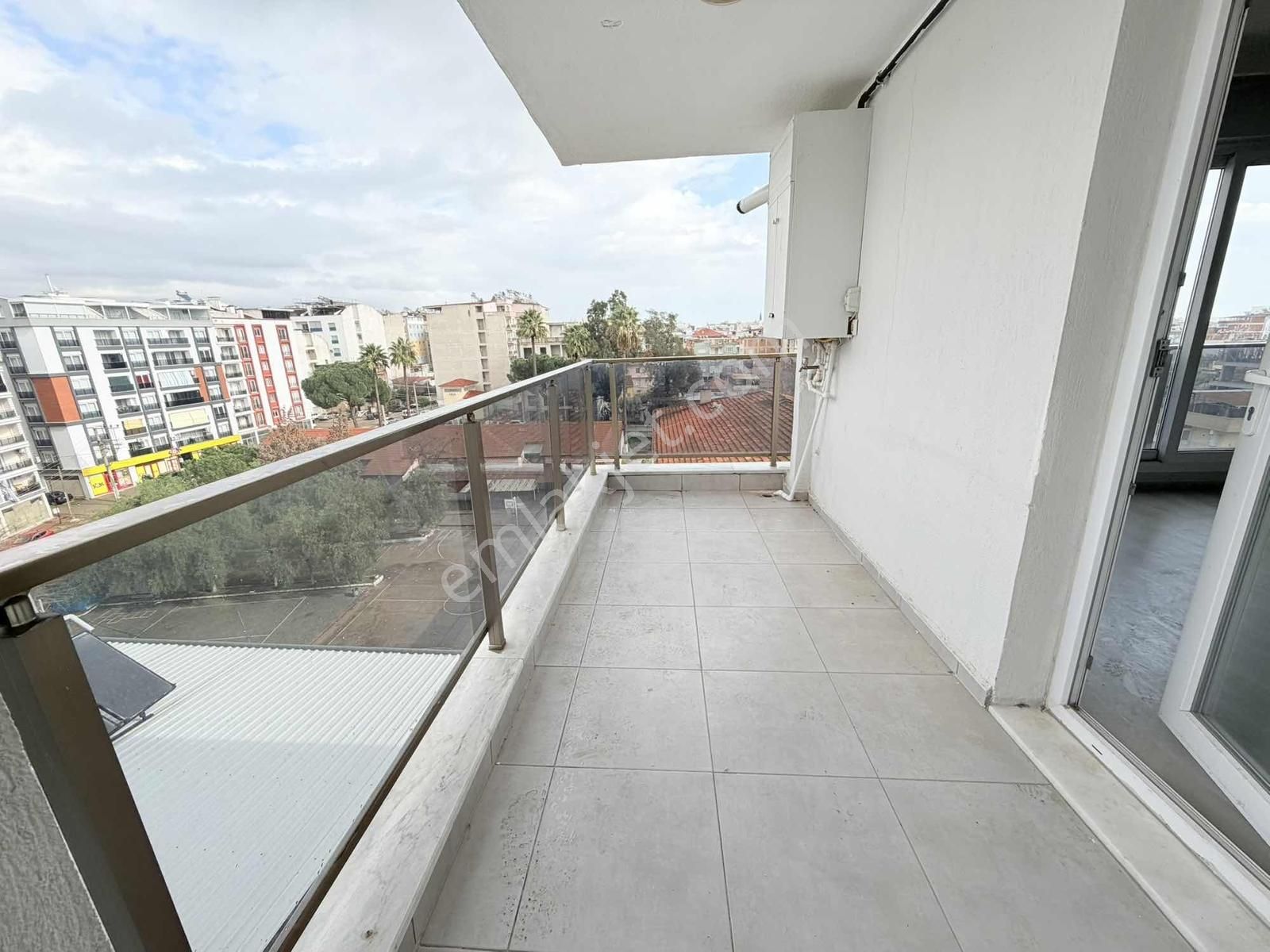 *acil* İncirliova Zafer Mah. 3+1 125 M2 Asansörlü 4 Yıllık Daire - Görsel 11