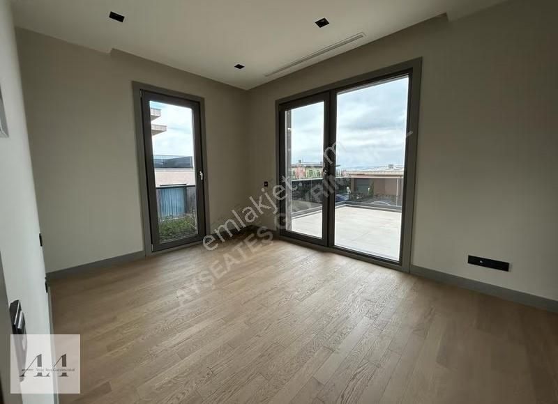 Büyükçekmece Yeşilyaka Su Etabında Satılık 4+1 Dubleks Villa - Görsel 29