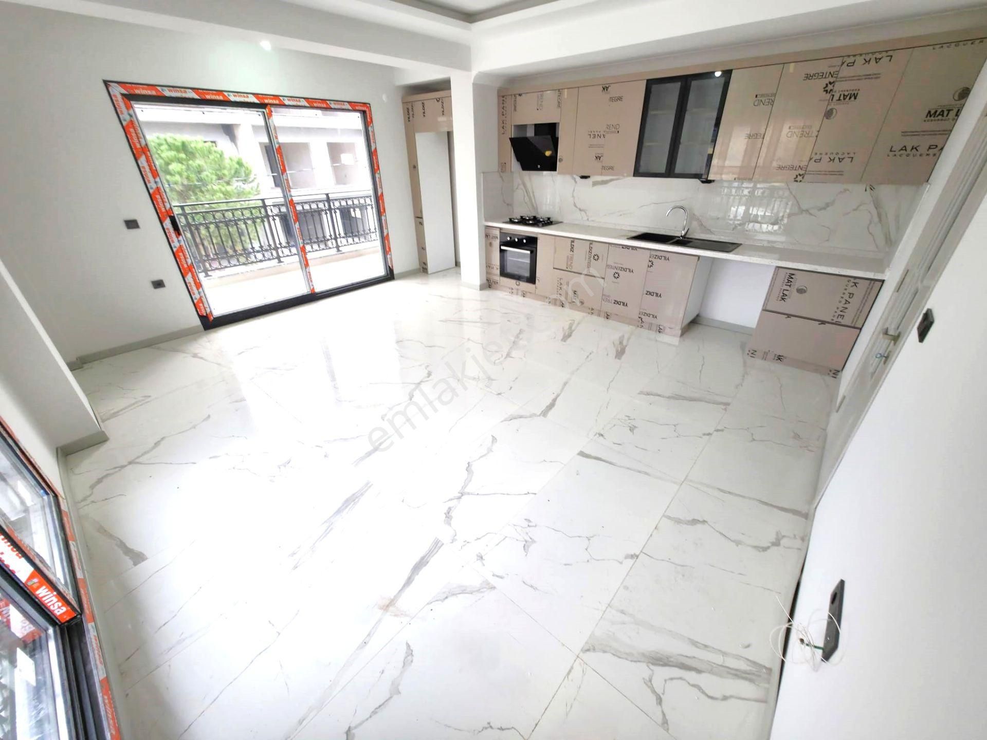 🎈aygül'den Akçay'da Denize 500 Mt Mesafede Sıfır Ön Cephe Çift Geniş Balkonlu 1+1 Satılık Daireler