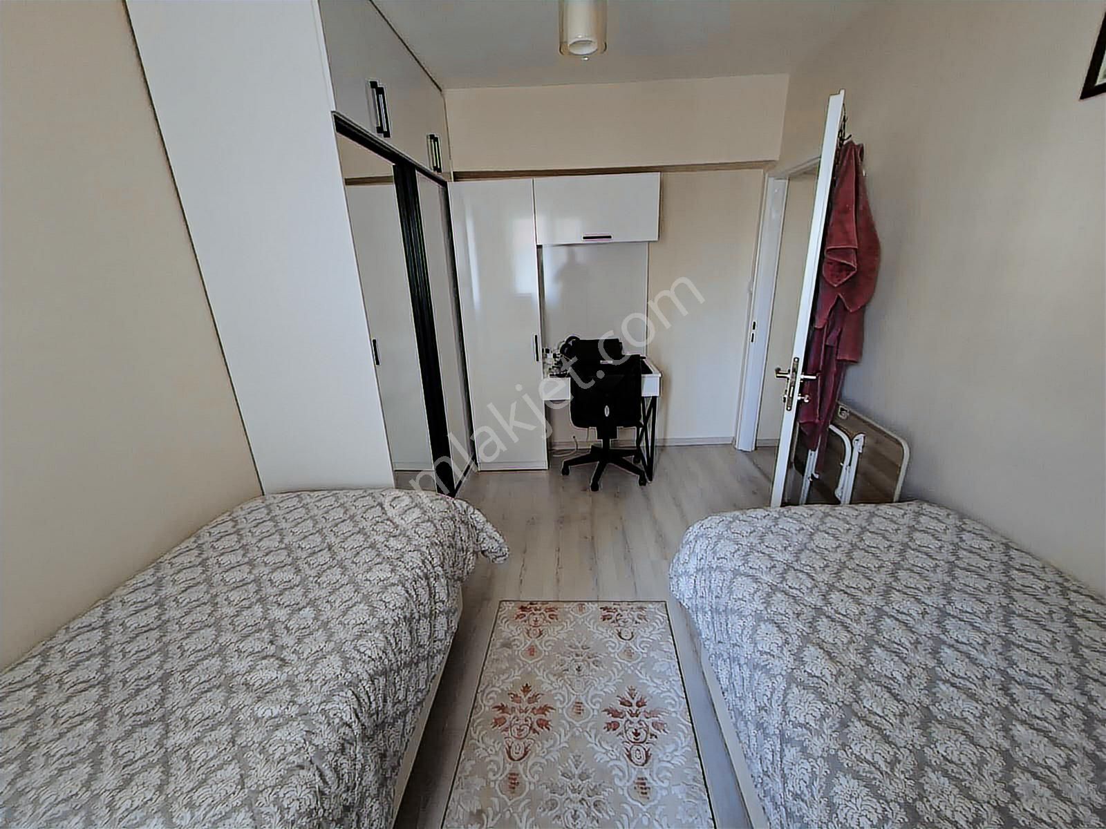 Bağcı Caddesi Üzerinde Asansörlü Kapalı Otoparklı Daire !!! - Görsel 11