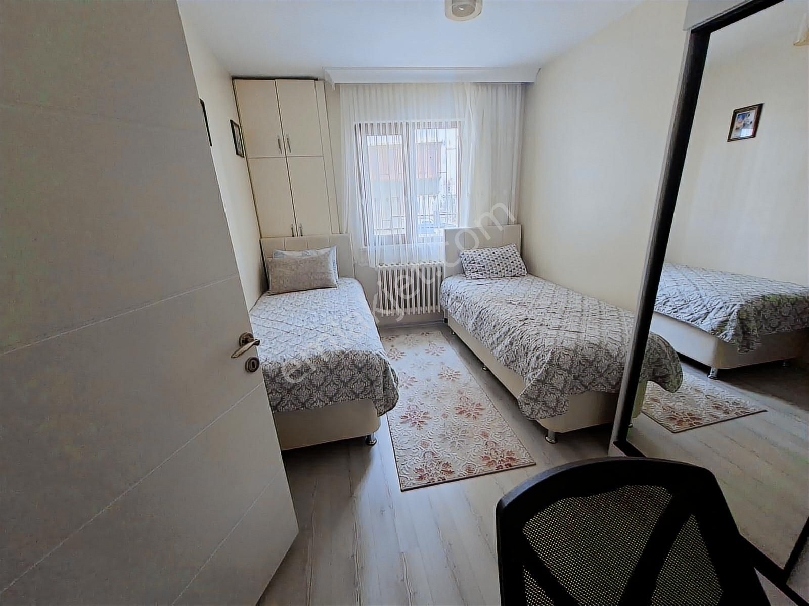 Bağcı Caddesi Üzerinde Asansörlü Kapalı Otoparklı Daire !!! - Görsel 3