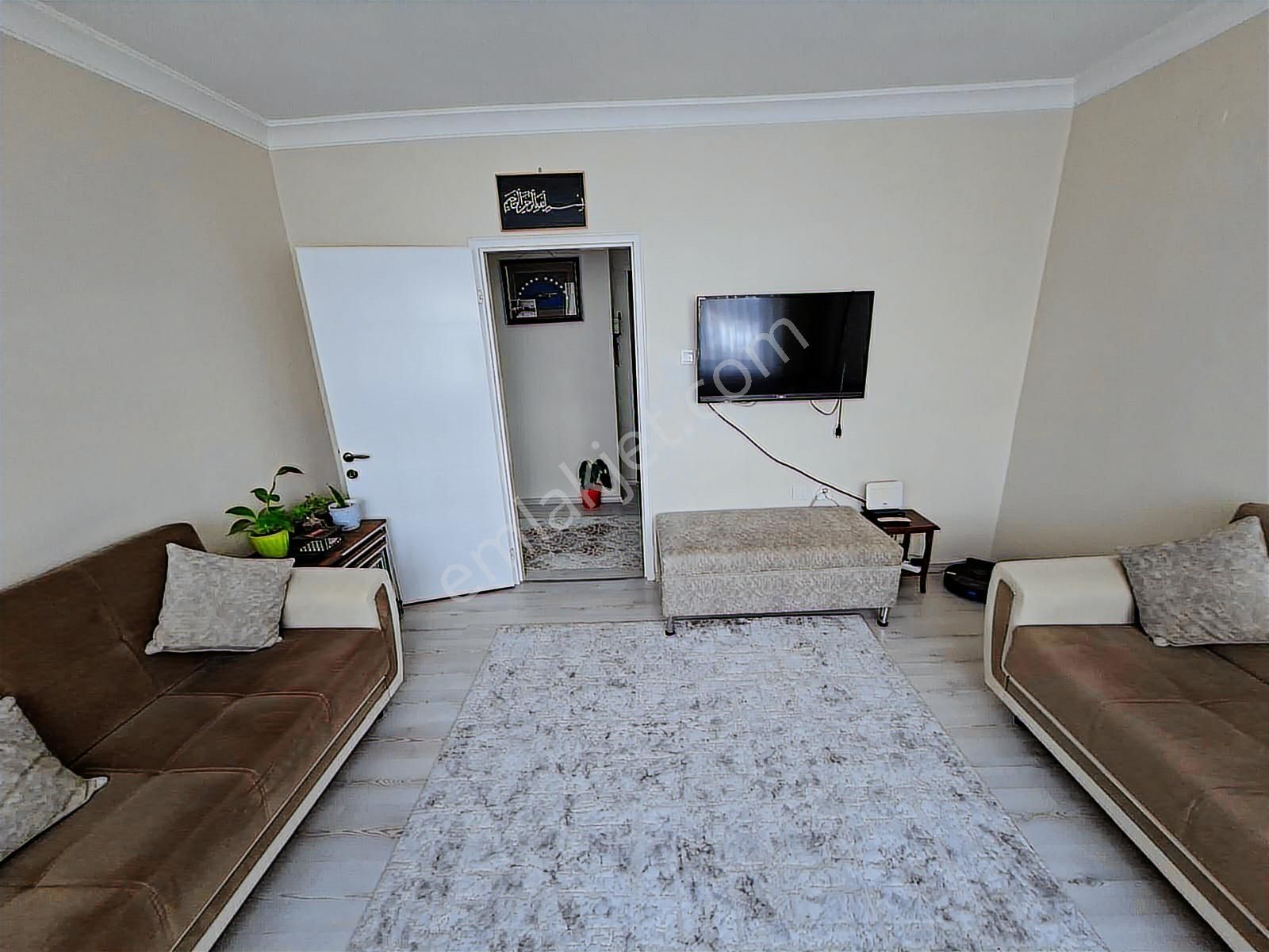 Bağcı Caddesi Üzerinde Asansörlü Kapalı Otoparklı Daire !!! - Görsel 10