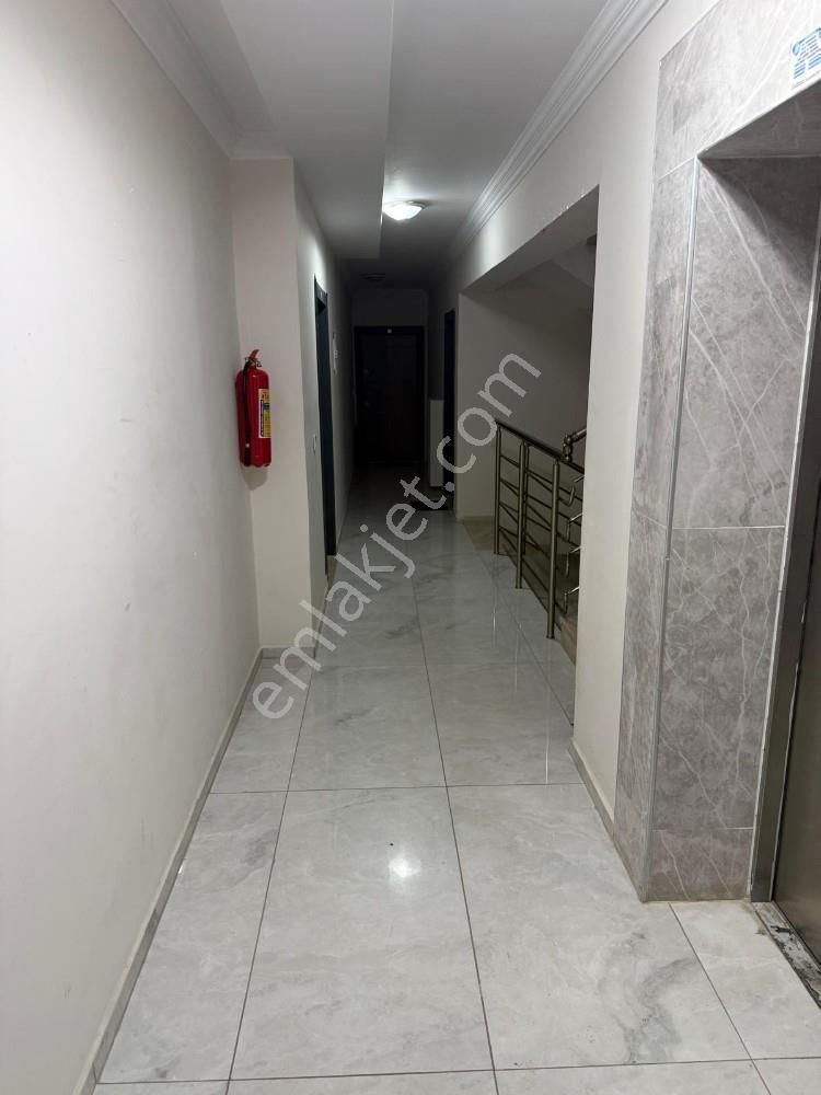 Kuşadası Davutlar Merkezde Satılık Eşyalı 2+1 Daire - Görsel 18