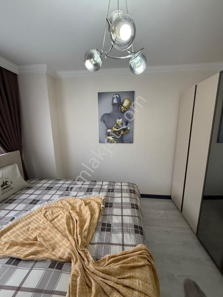 Kuşadası Davutlar Merkezde Satılık Eşyalı 2+1 Daire - Görsel 12