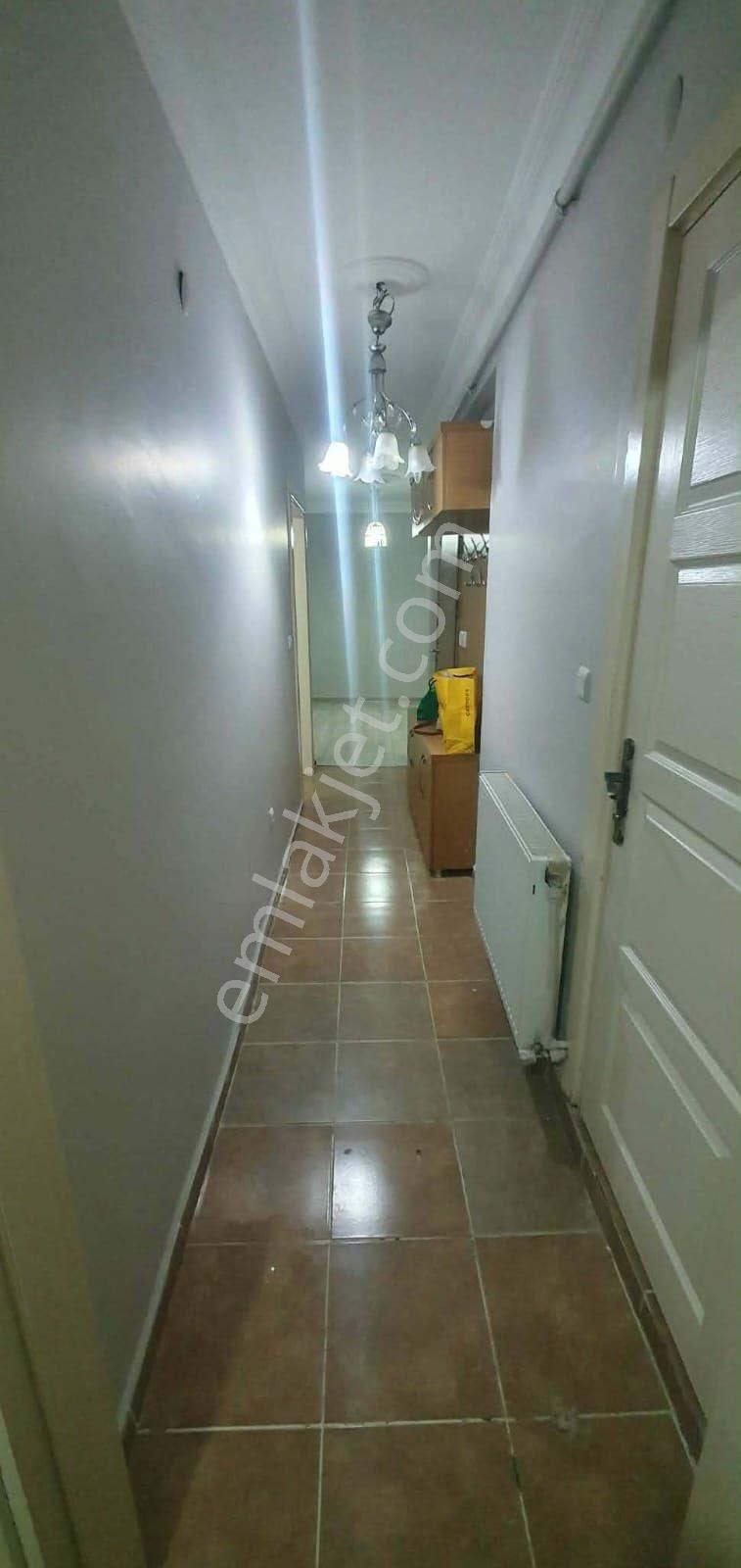 Çekmeköy Belediyeye Köşe İskanlı 1+1 Satılık Daire - Görsel 5