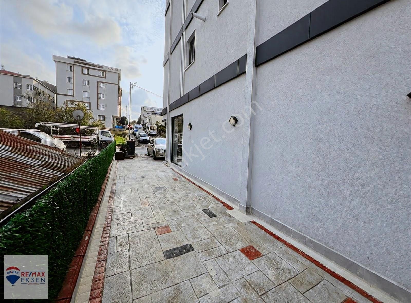 Hamza Yerlikaya Bulvarına 3. Bina 75 M2 Giriş Dükkan Mağaza - Görsel 5