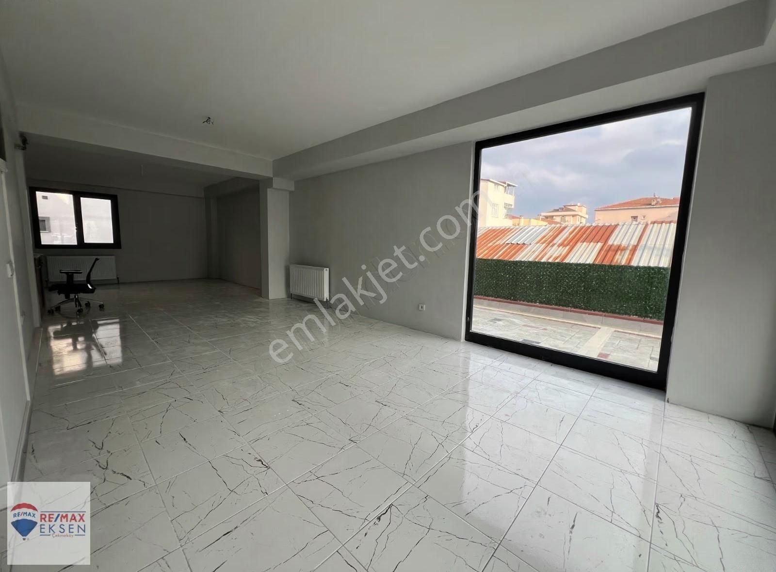 Hamza Yerlikaya Bulvarına 3. Bina 75 M2 Giriş Dükkan Mağaza - Görsel 22