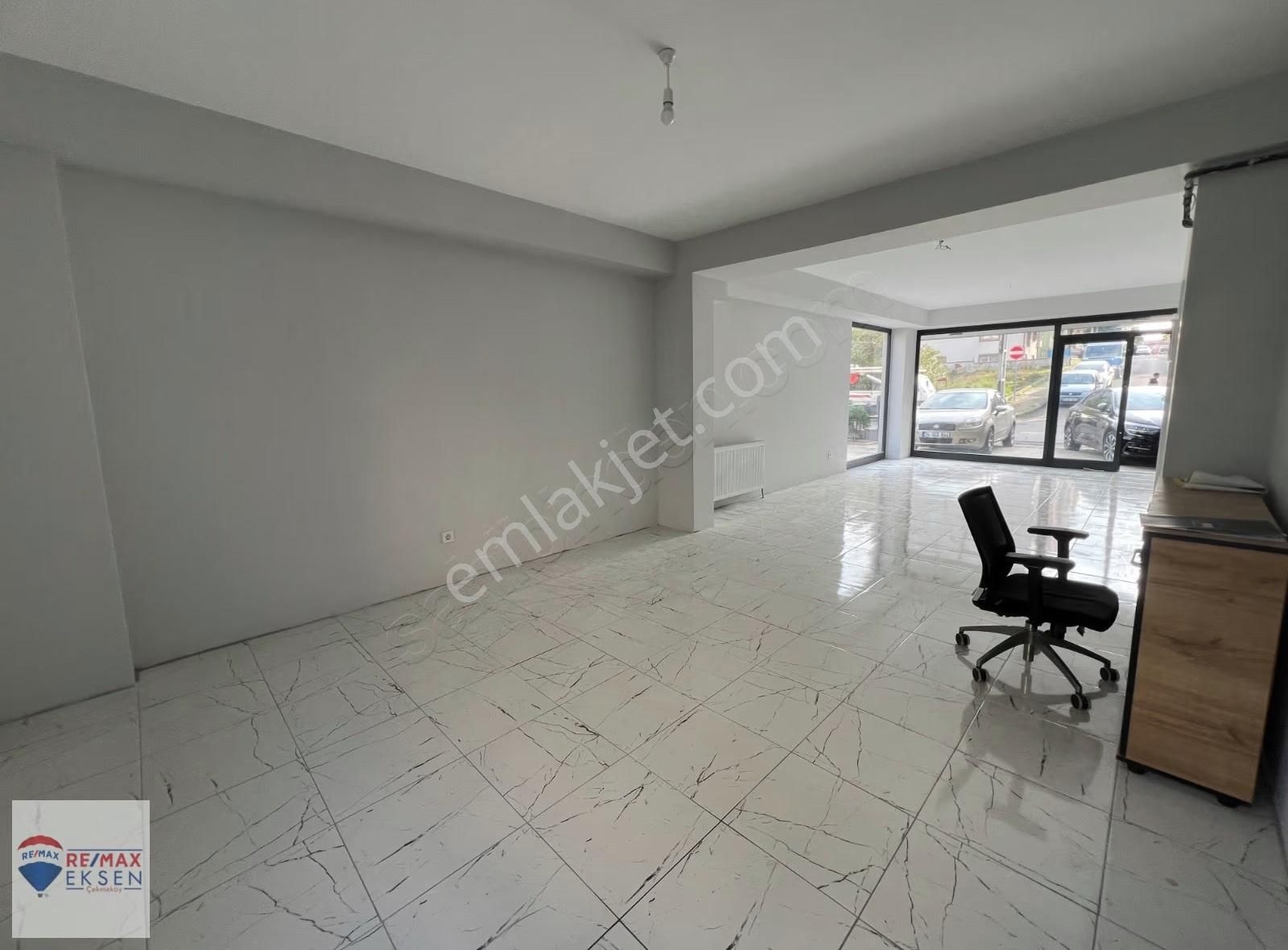 Hamza Yerlikaya Bulvarına 3. Bina 75 M2 Giriş Dükkan Mağaza - Görsel 24