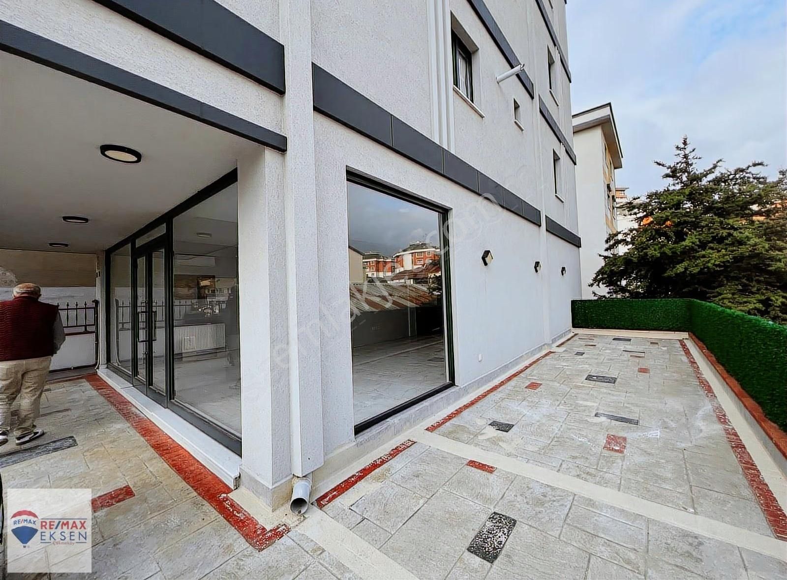 Hamza Yerlikaya Bulvarına 3. Bina 75 M2 Giriş Dükkan Mağaza - Görsel 14