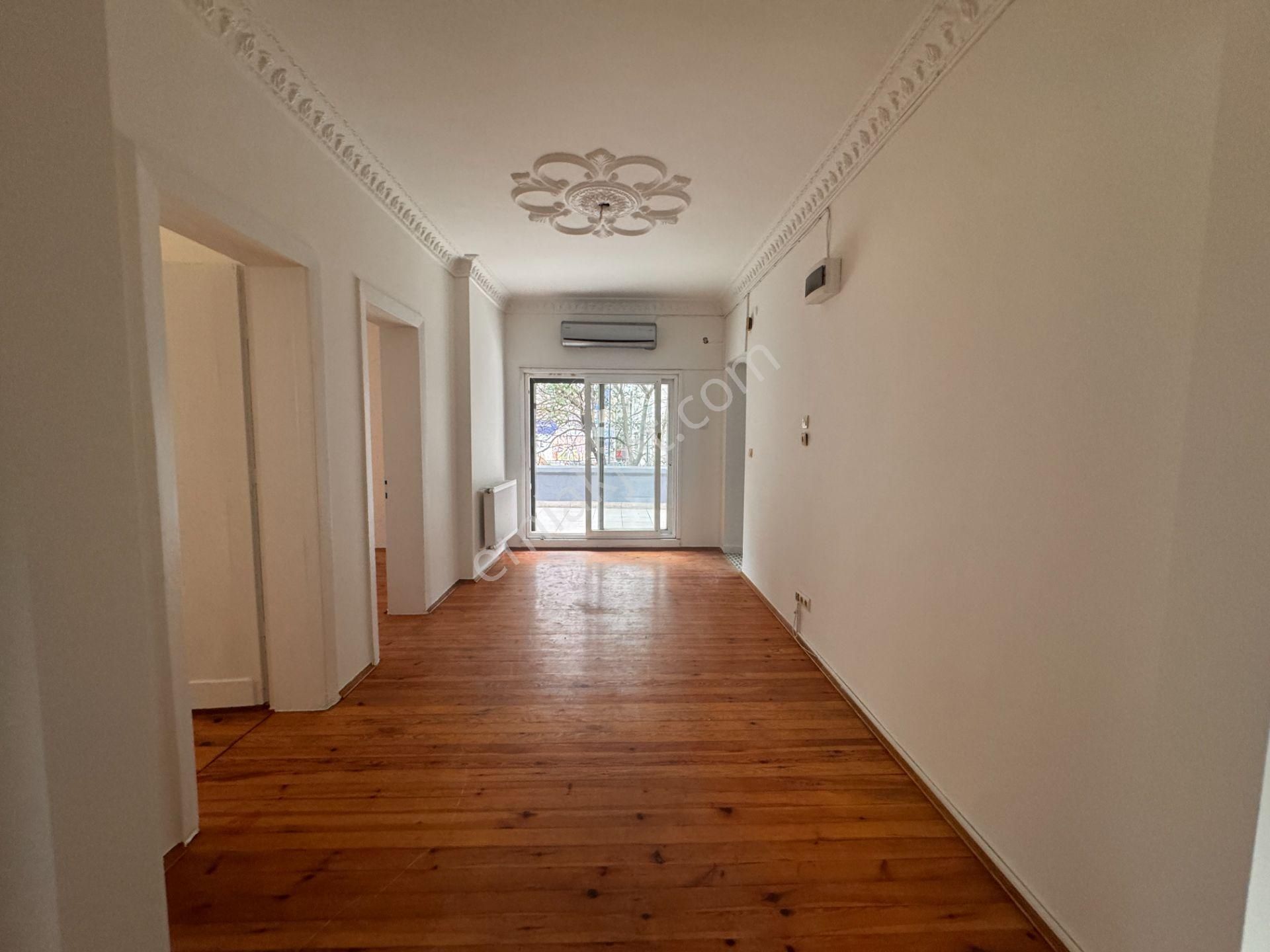 Cihangir’de Galataport’a Komşu Teraslı Ofis&yaşam İçin İdeal 2+1 Kiralık Daire - Görsel 27