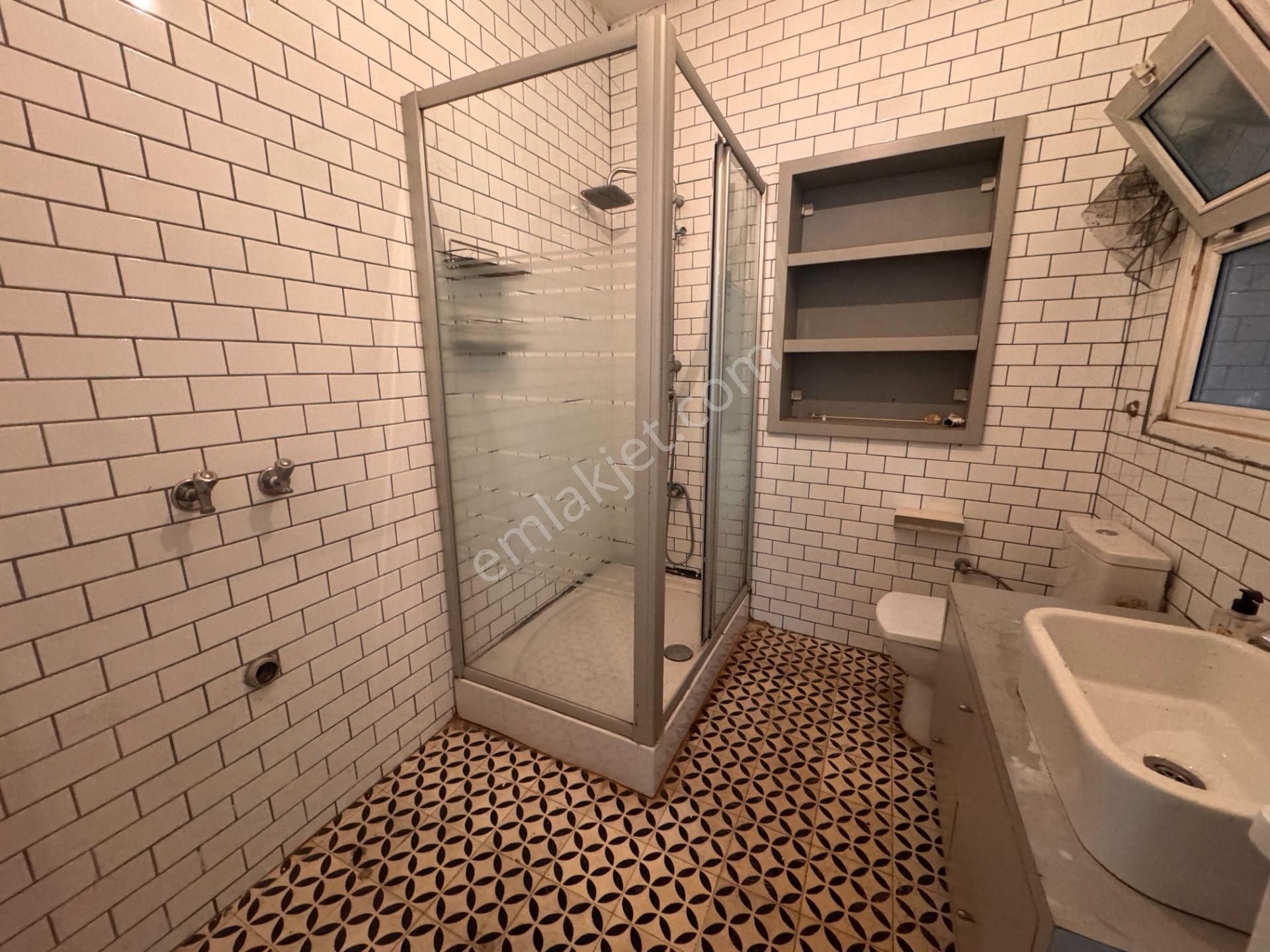 Cihangir’de Galataport’a Komşu Teraslı Ofis&yaşam İçin İdeal 2+1 Kiralık Daire - Görsel 28