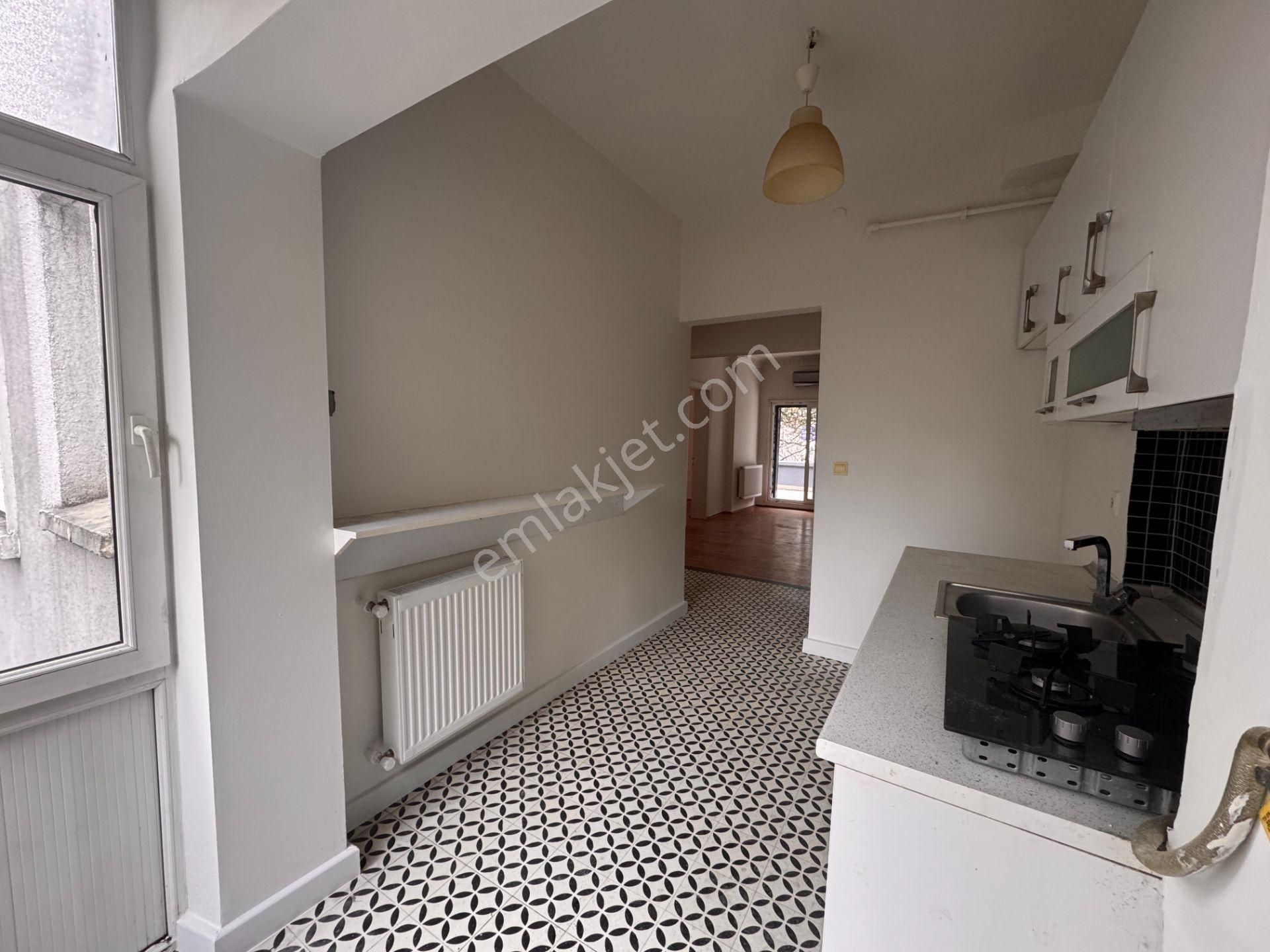 Cihangir’de Galataport’a Komşu Teraslı Ofis&yaşam İçin İdeal 2+1 Kiralık Daire - Görsel 22