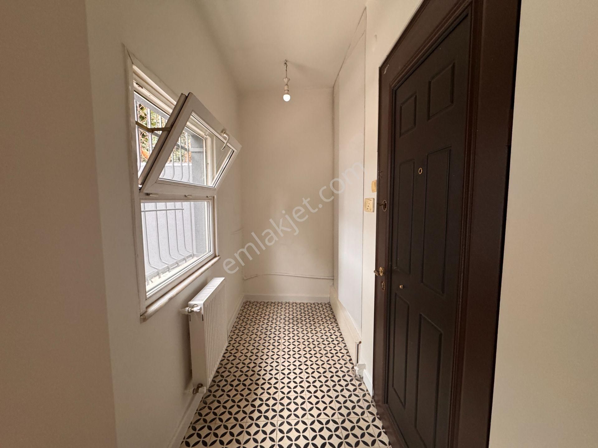 Cihangir’de Galataport’a Komşu Teraslı Ofis&yaşam İçin İdeal 2+1 Kiralık Daire - Görsel 9