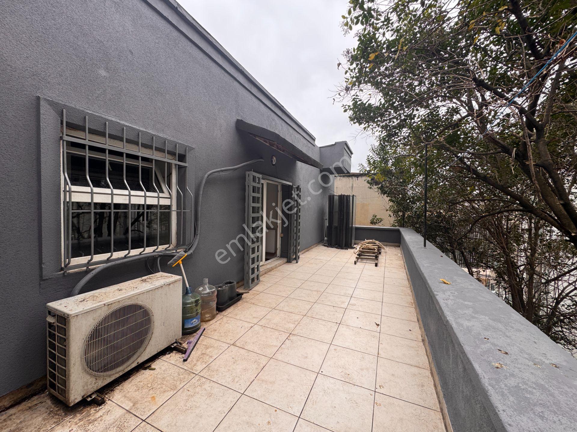 Cihangir’de Galataport’a Komşu Teraslı Ofis&yaşam İçin İdeal 2+1 Kiralık Daire - Görsel 3