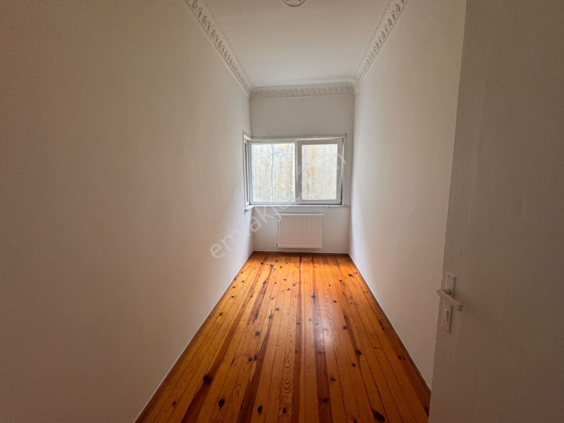 Cihangir’de Galataport’a Komşu Teraslı Ofis&yaşam İçin İdeal 2+1 Kiralık Daire - Görsel 18