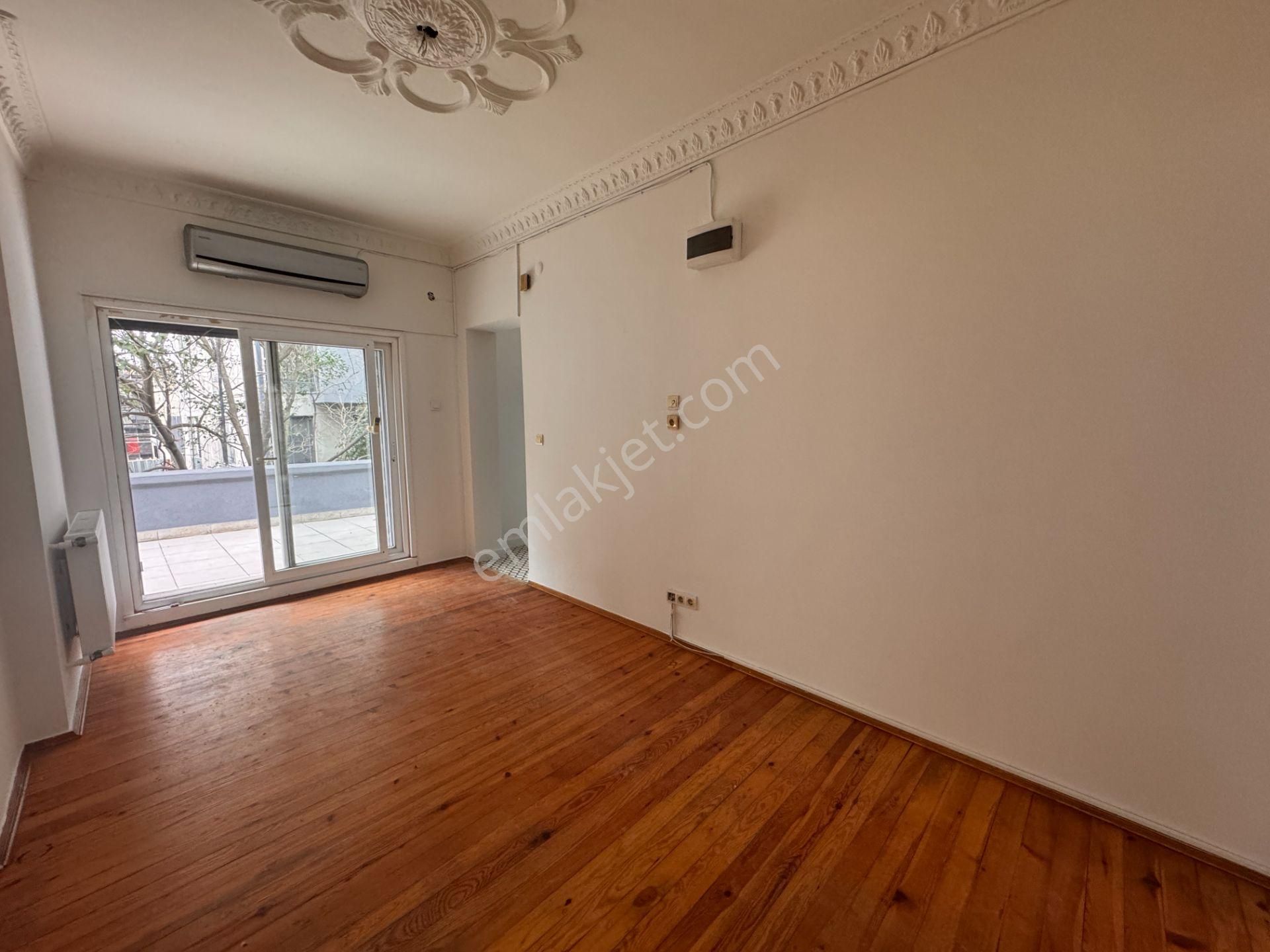 Cihangir’de Galataport’a Komşu Teraslı Ofis&yaşam İçin İdeal 2+1 Kiralık Daire - Görsel 7