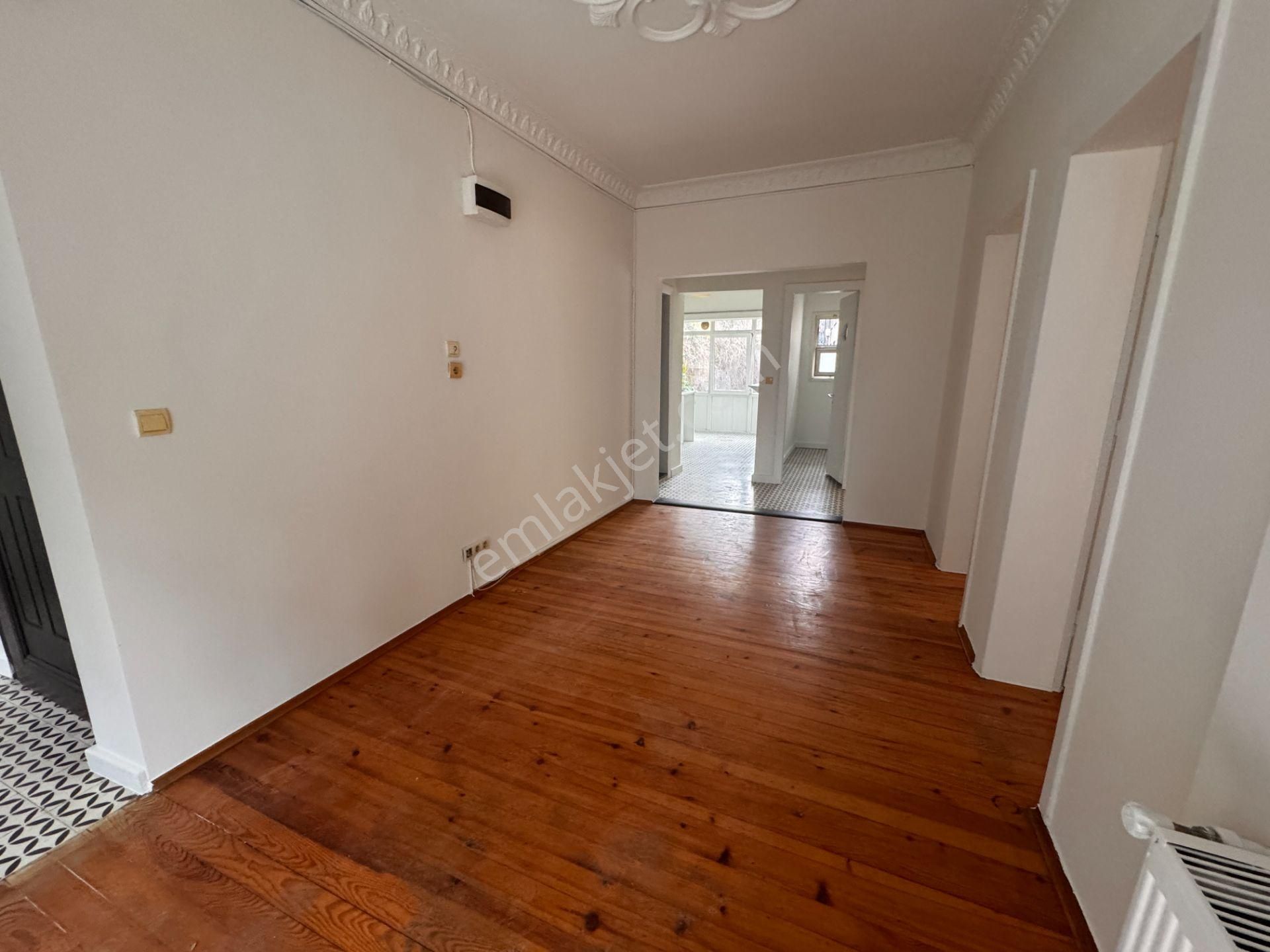 Cihangir’de Galataport’a Komşu Teraslı Ofis&yaşam İçin İdeal 2+1 Kiralık Daire - Görsel 12