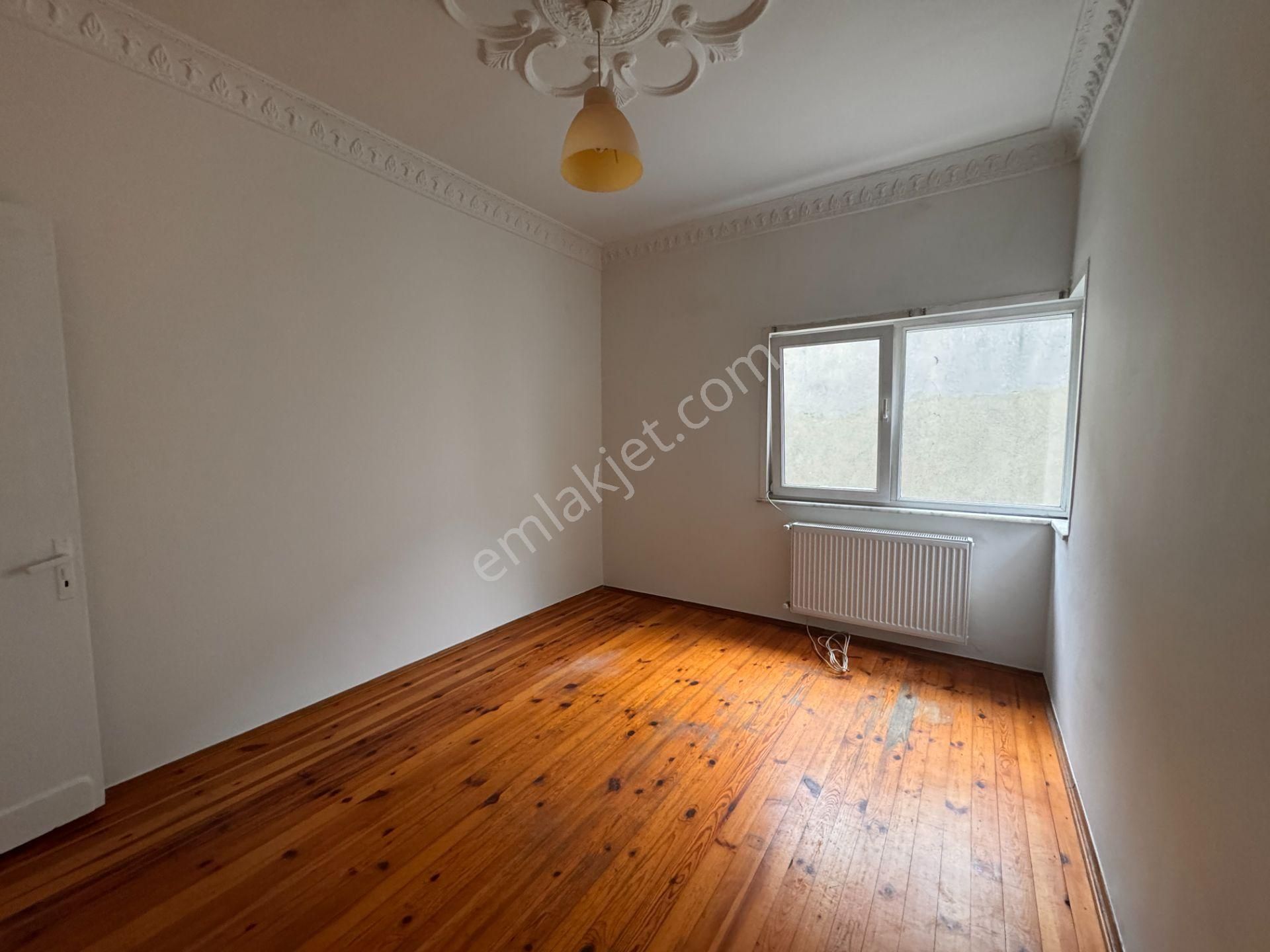 Cihangir’de Galataport’a Komşu Teraslı Ofis&yaşam İçin İdeal 2+1 Kiralık Daire - Görsel 15