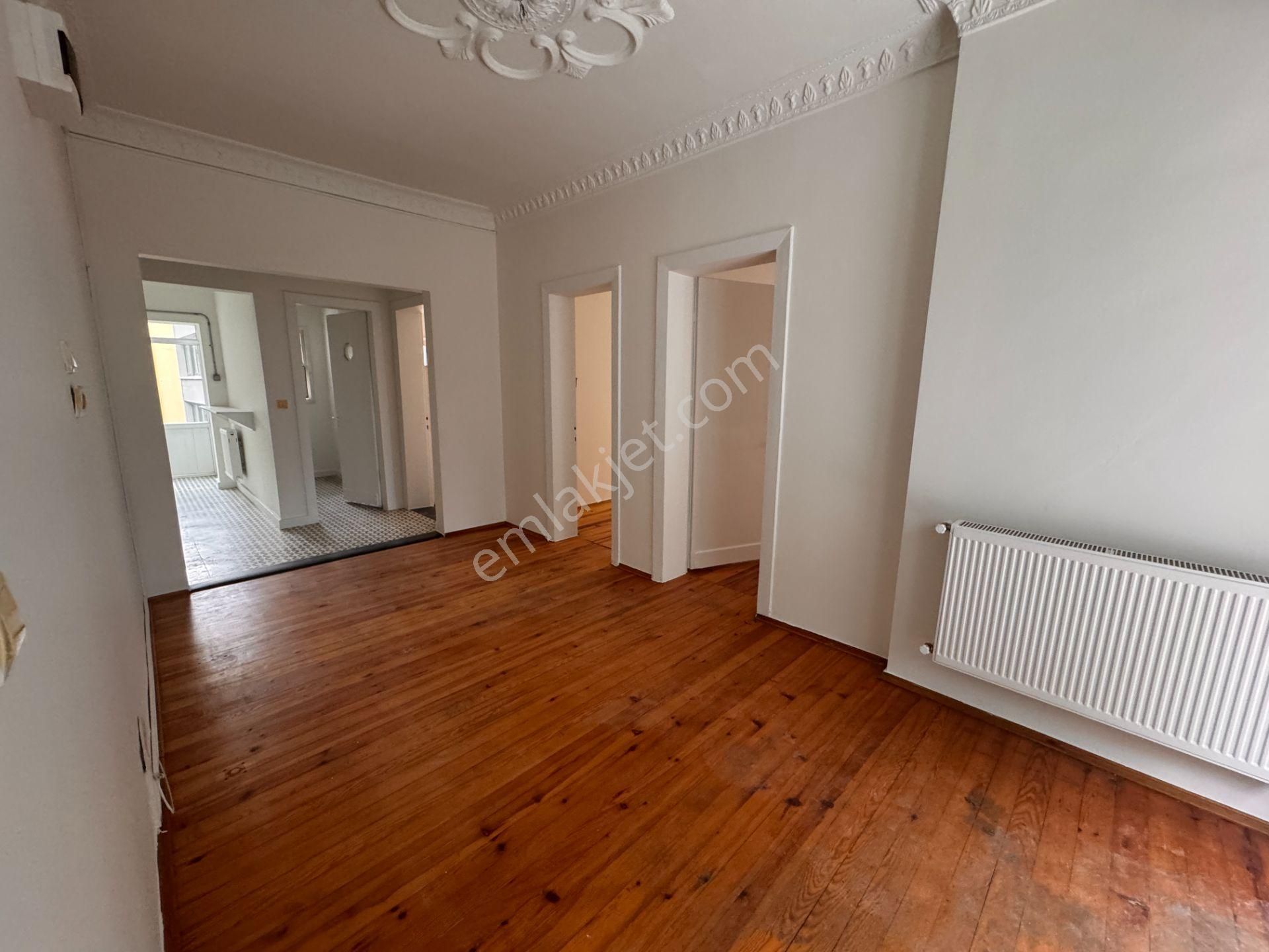 Cihangir’de Galataport’a Komşu Teraslı Ofis&yaşam İçin İdeal 2+1 Kiralık Daire - Görsel 14