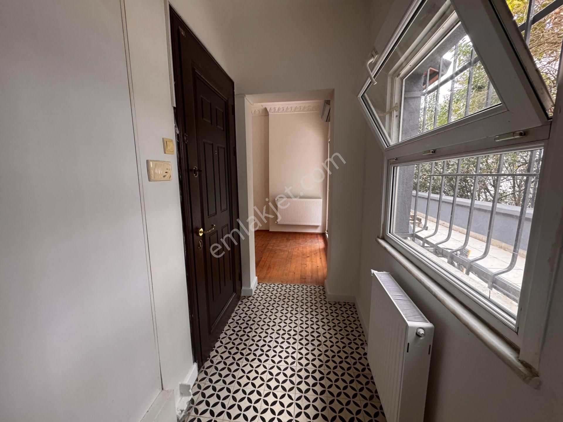 Cihangir’de Galataport’a Komşu Teraslı Ofis&yaşam İçin İdeal 2+1 Kiralık Daire - Görsel 11